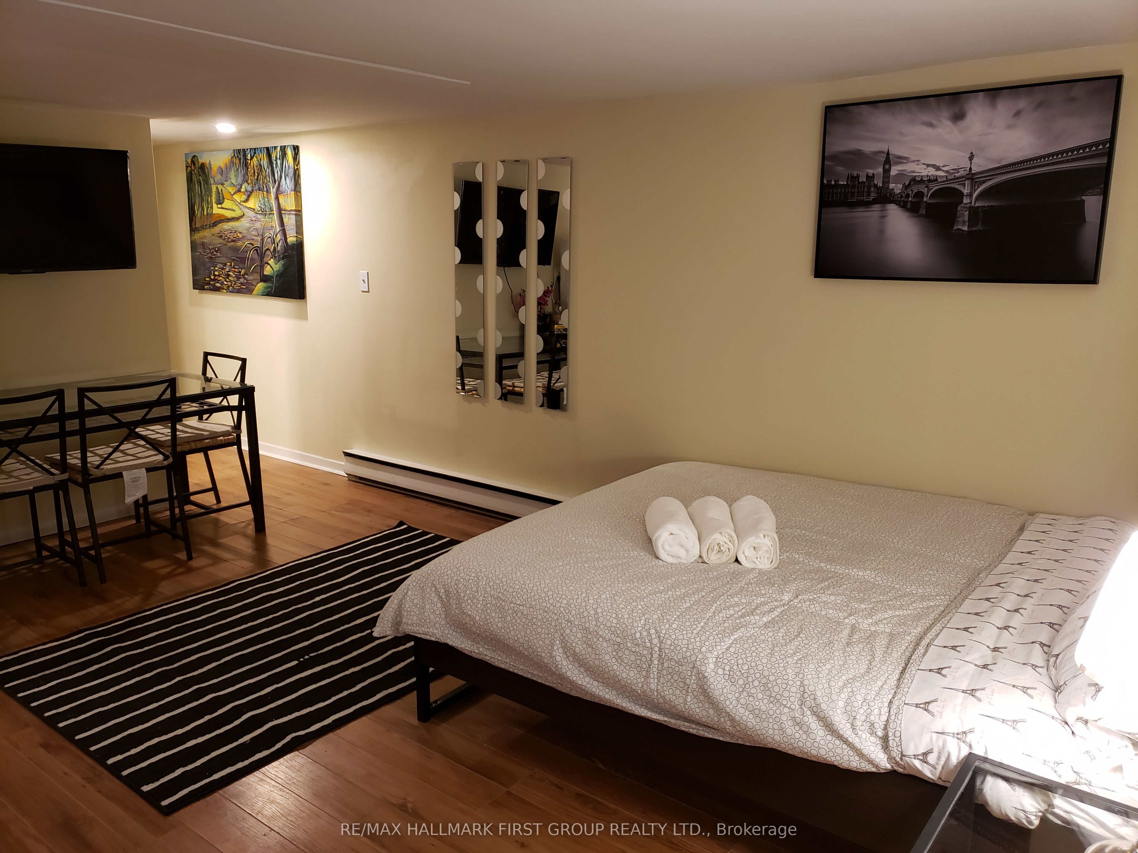 37 Mutual Street Property Photo 12