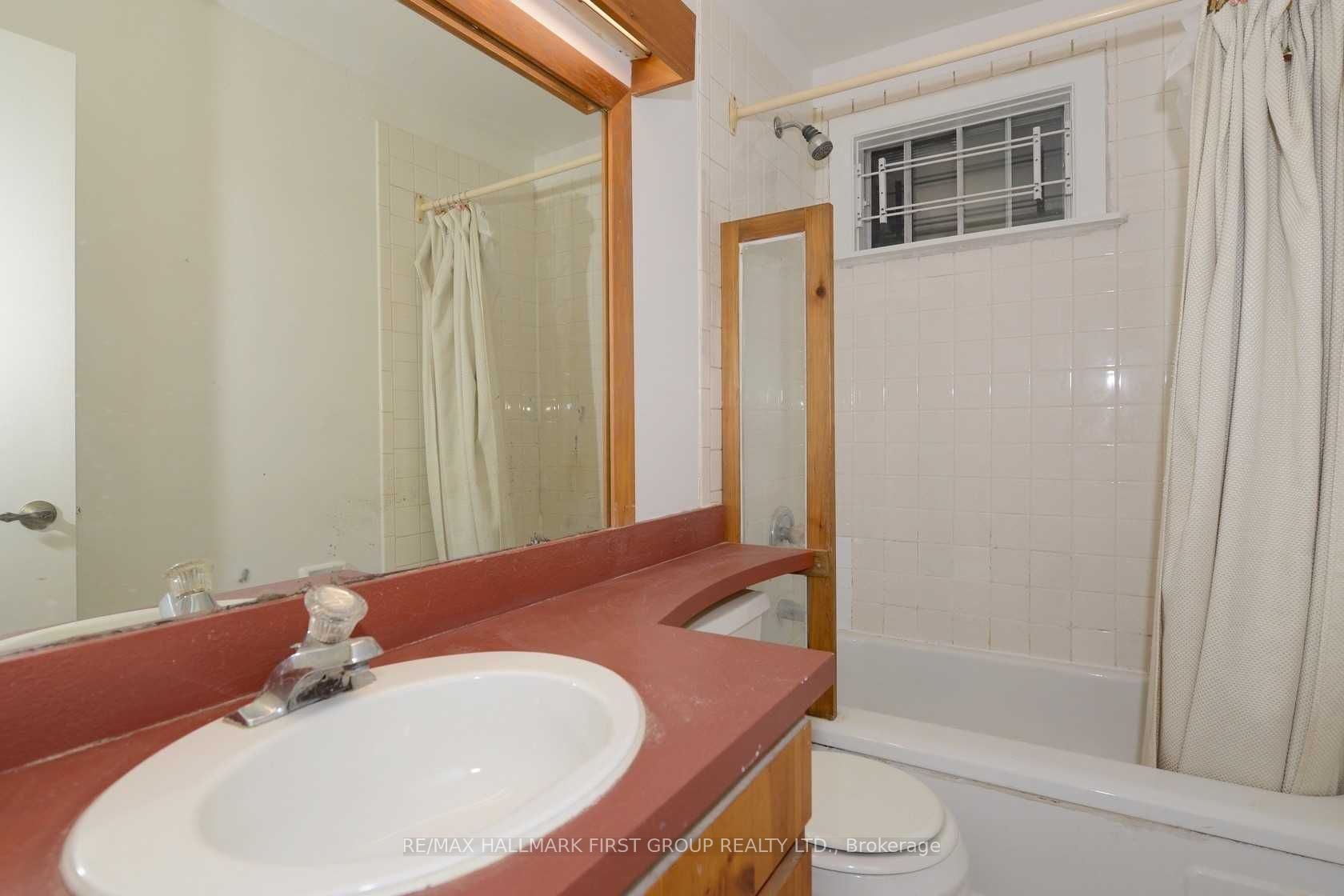 37 Mutual Street Property Photo 16