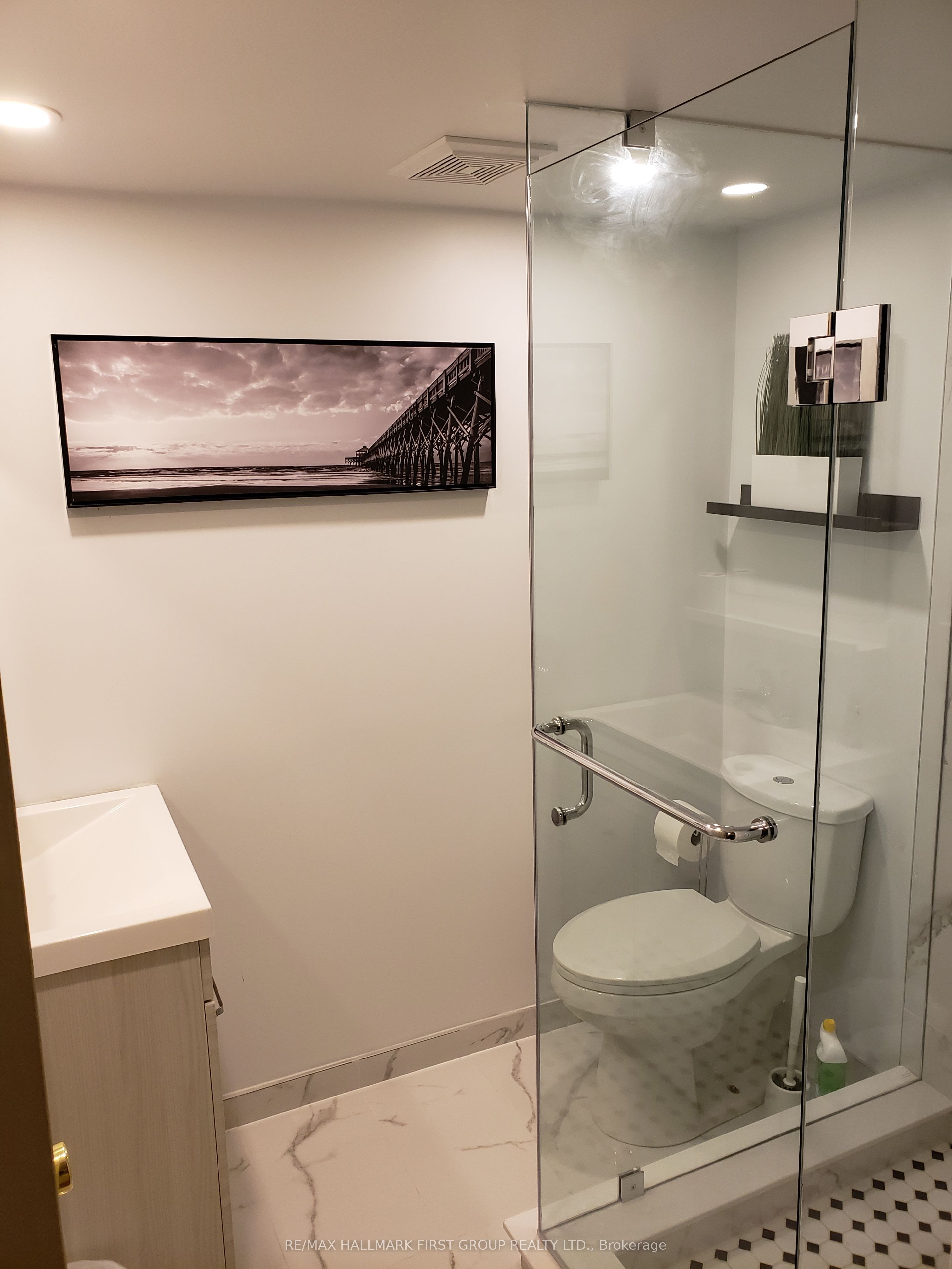 37 Mutual Street Property Photo 17