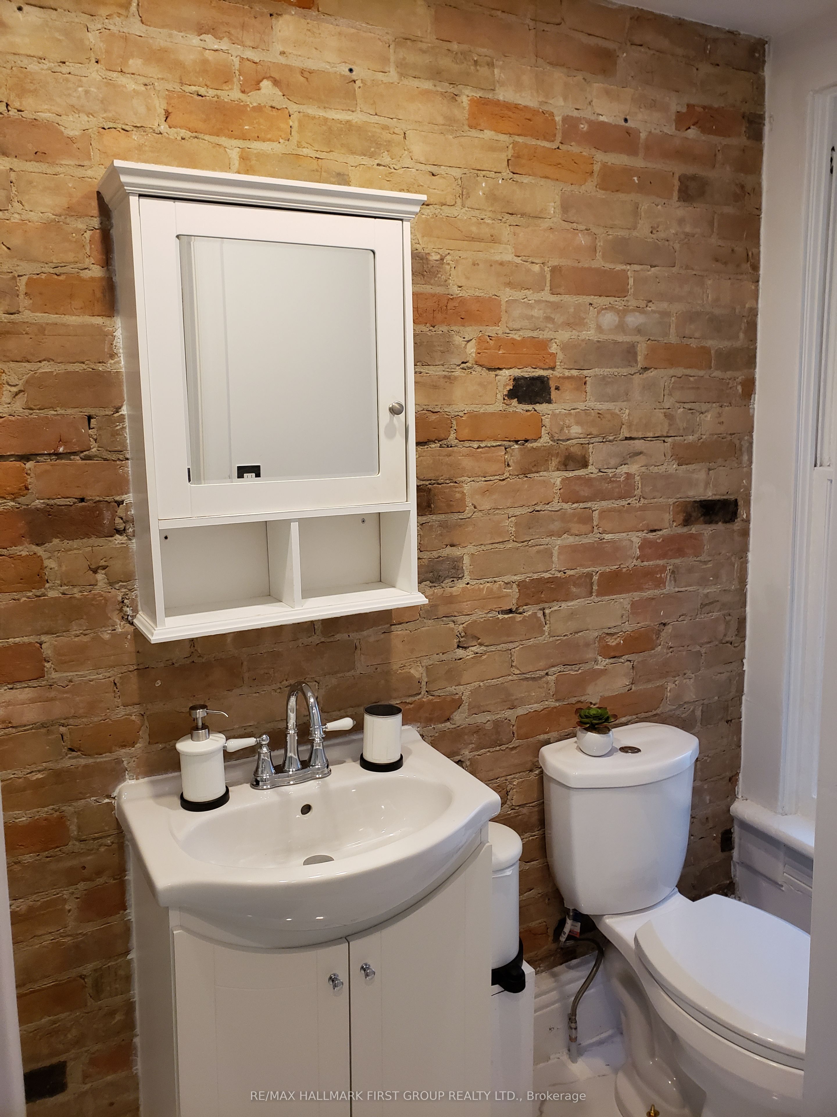 37 Mutual Street Property Photo 20