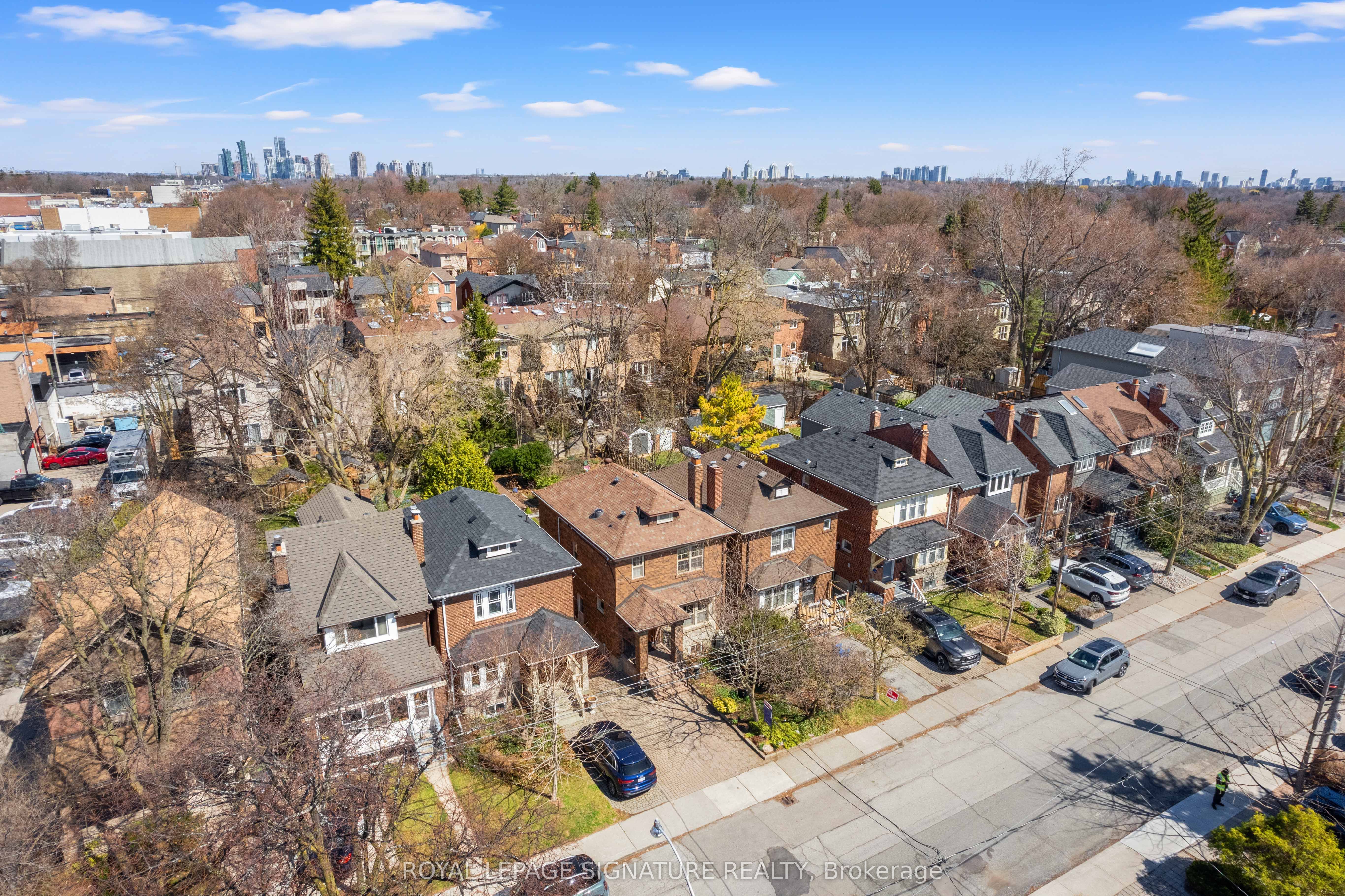 28 Bowood Avenue Property Photo 1