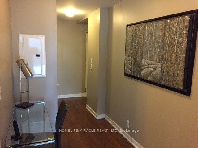 #1408 - 14 York Street Property Photo 1