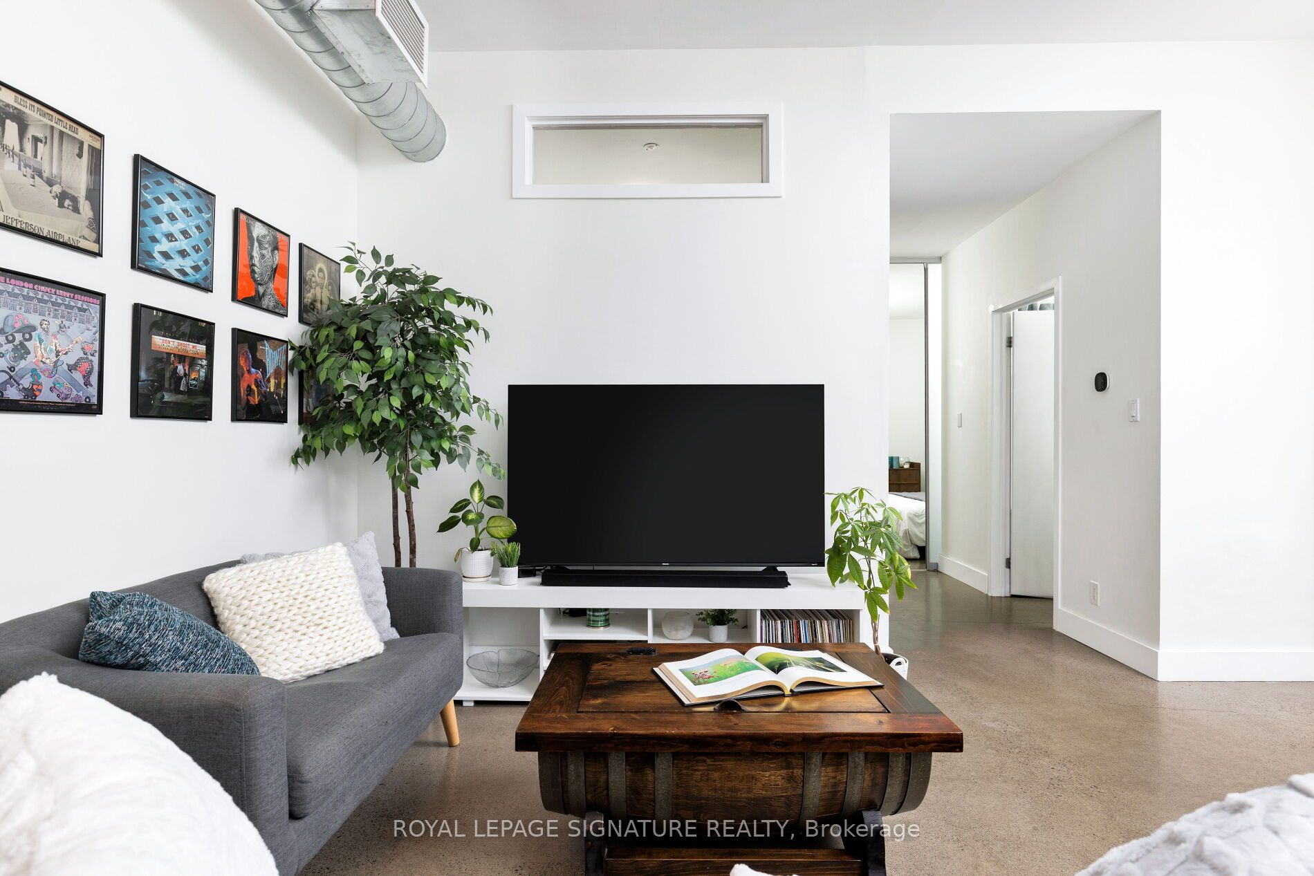 52 Sumach Street 101 Property Photo 8