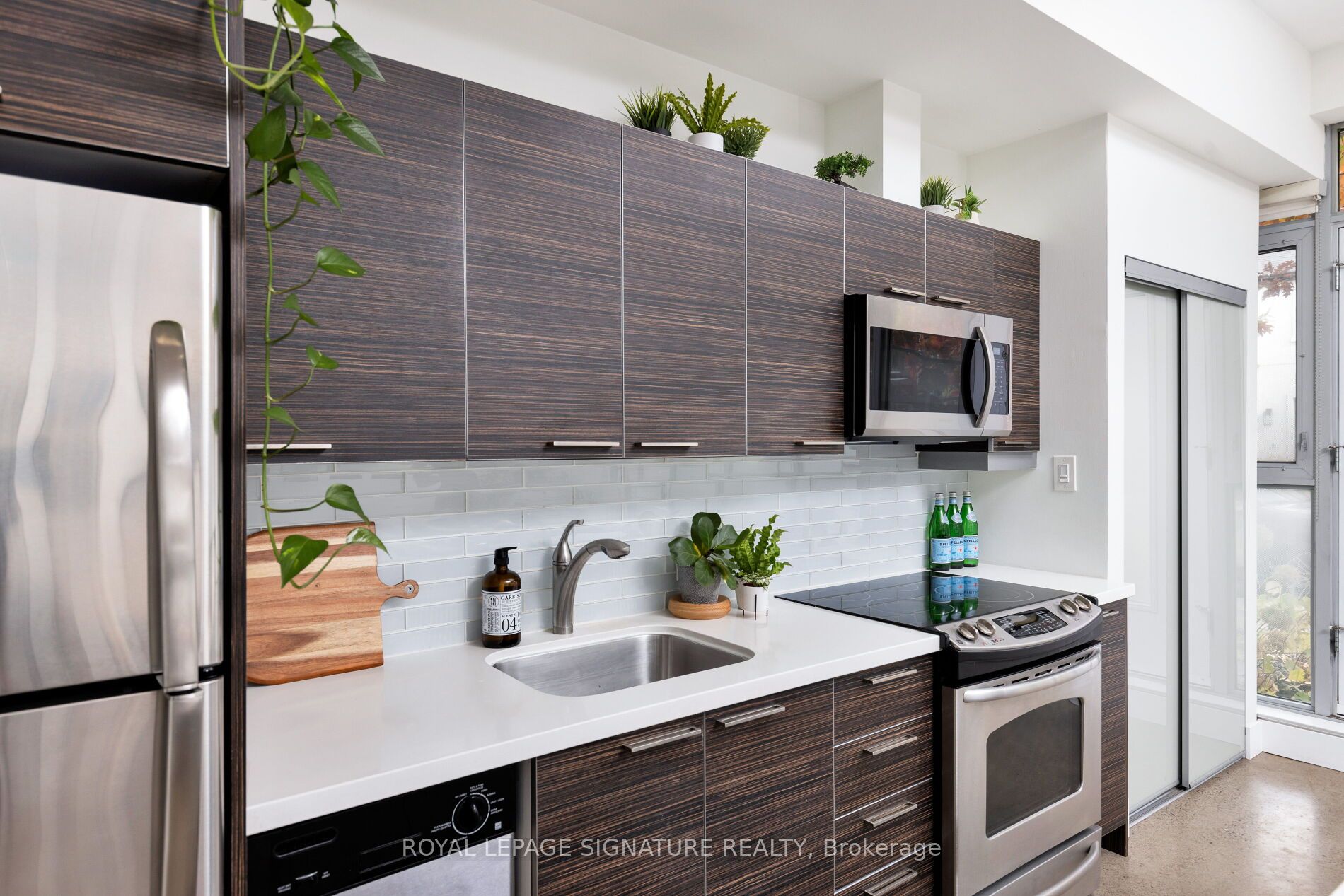52 Sumach Street 101 Property Photo 12