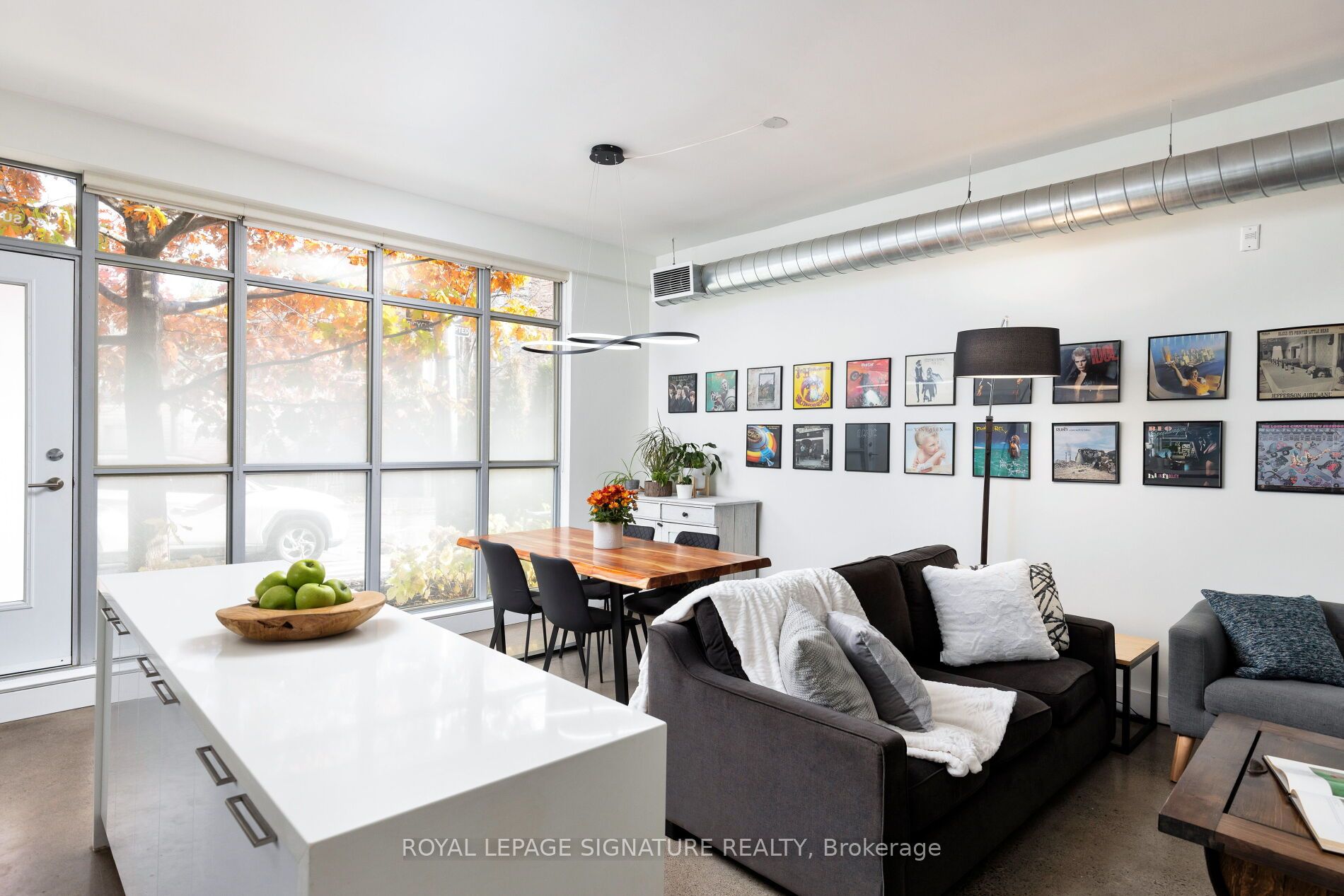 52 Sumach Street 101 Property Photo 13