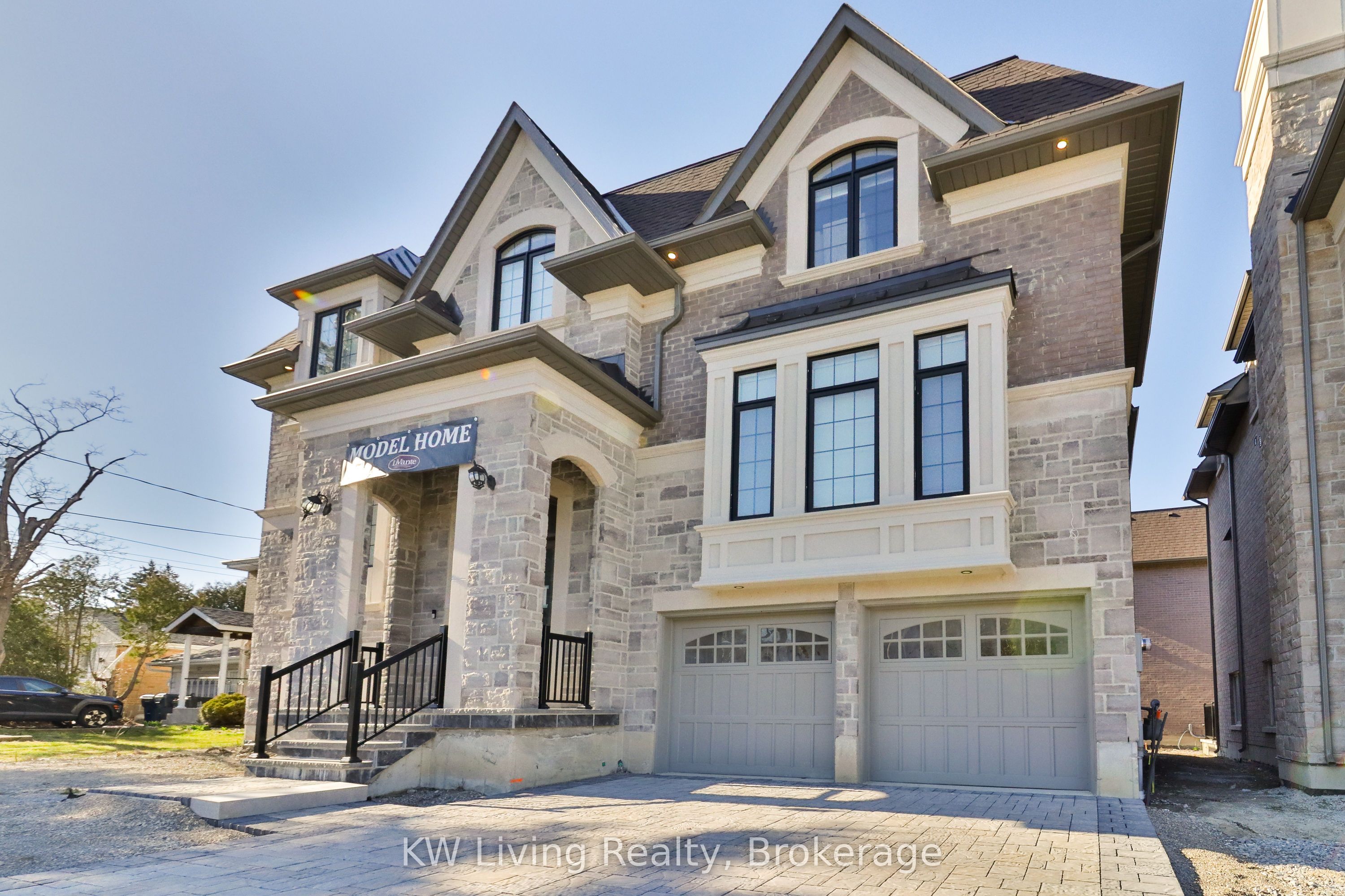 162 Cummer Avenue Property Photo 1