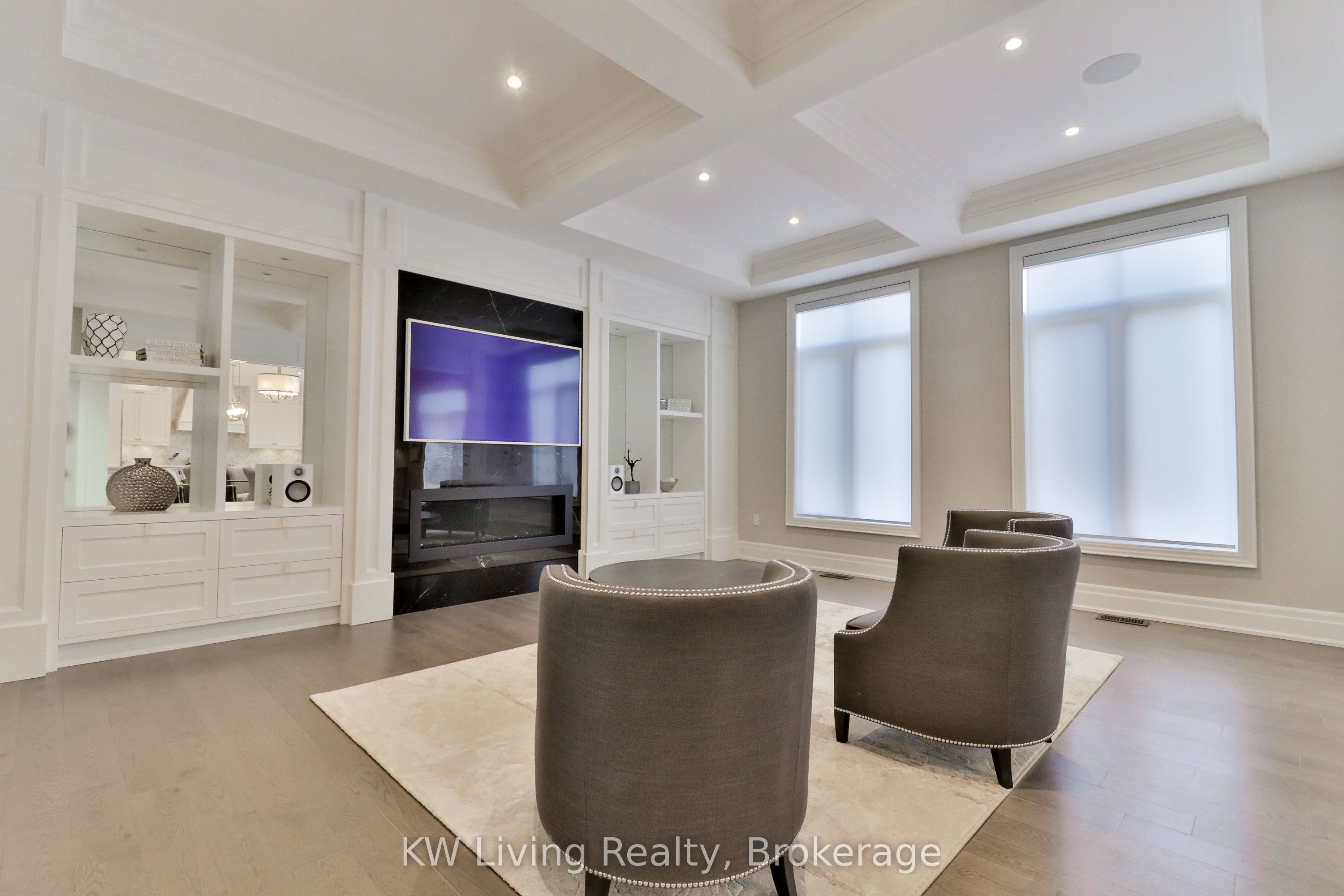 162 Cummer Avenue Property Photo 13