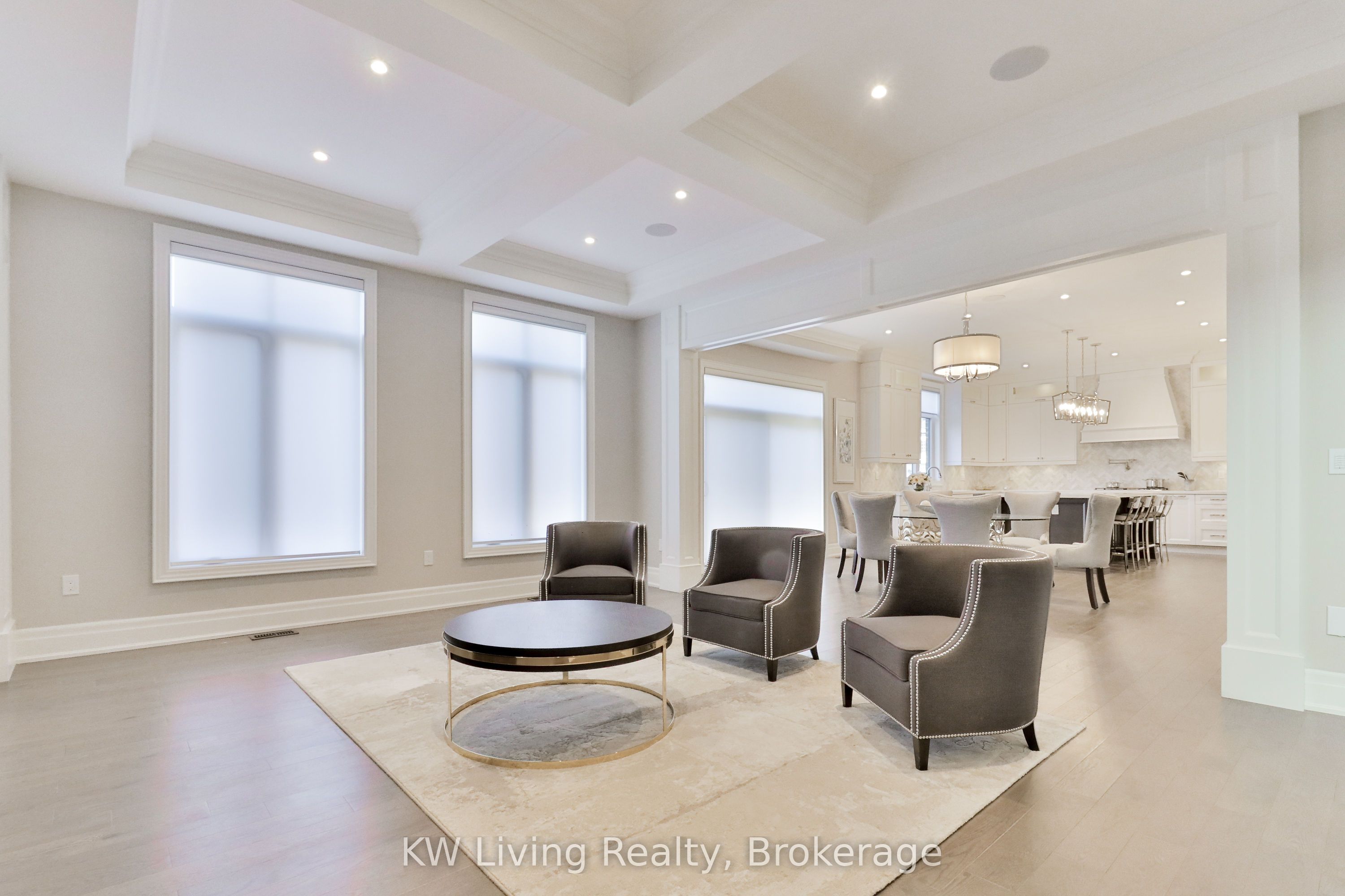 162 Cummer Avenue Property Photo 14
