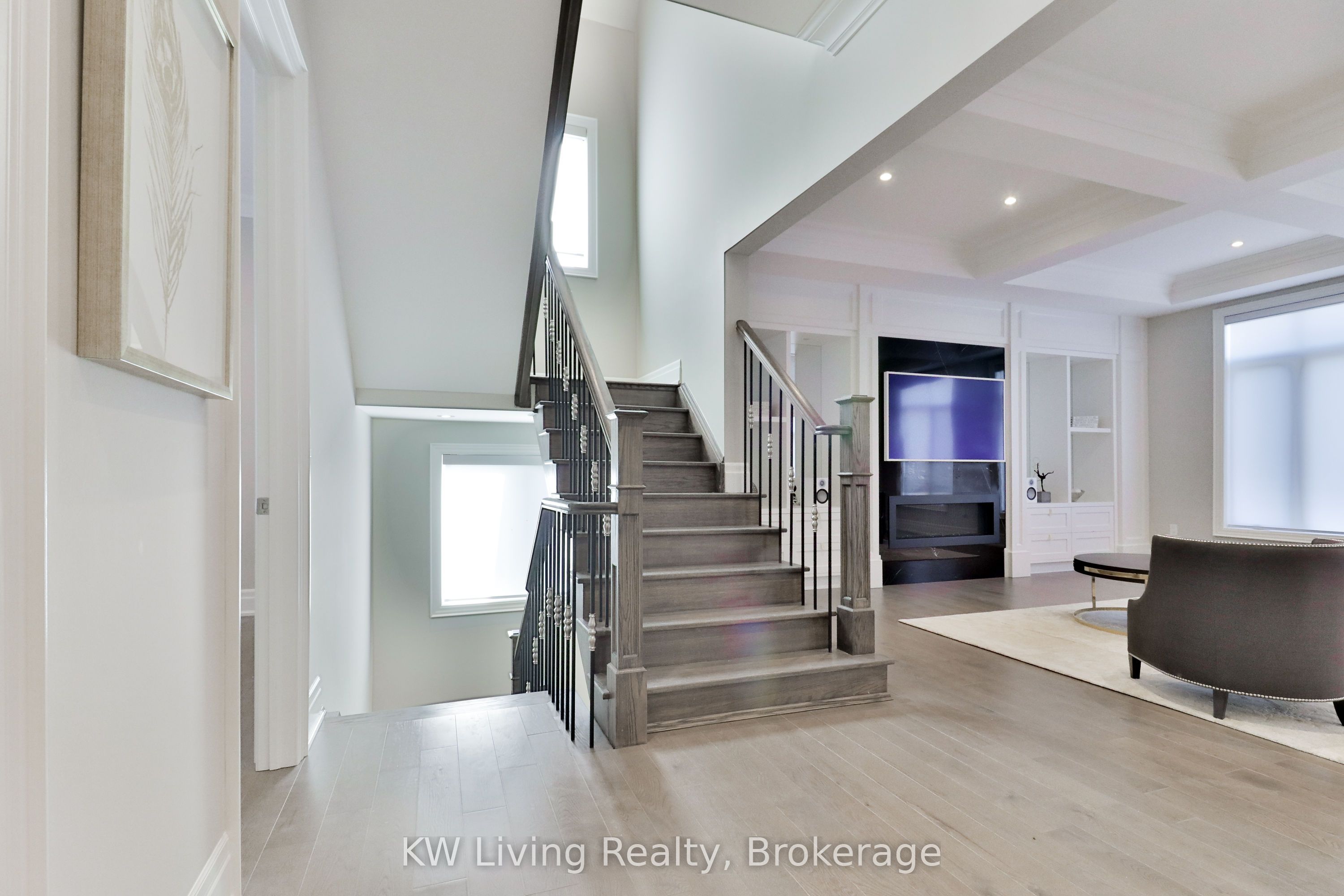 162 Cummer Avenue Property Photo 16