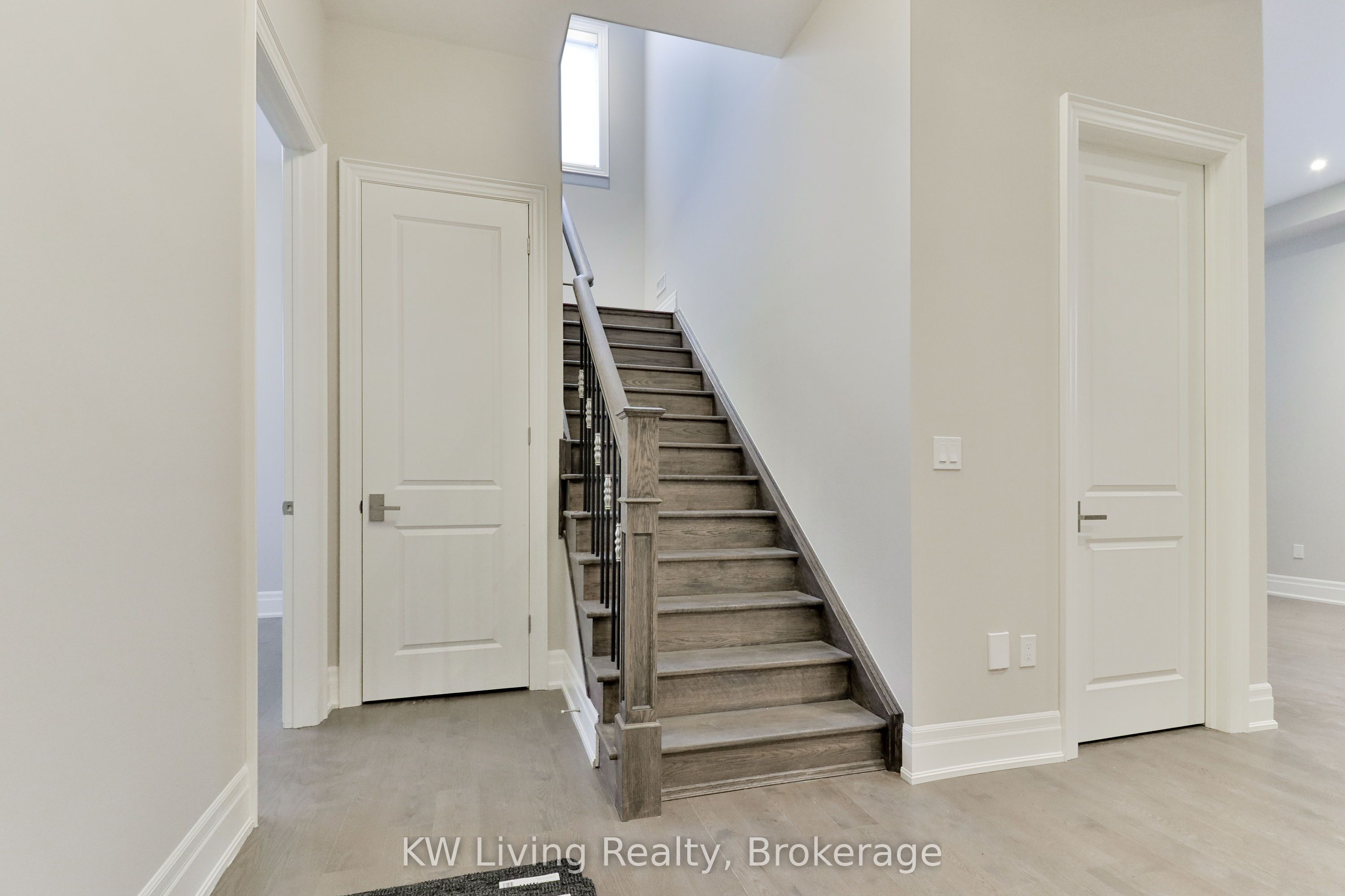 162 Cummer Avenue Property Photo 26