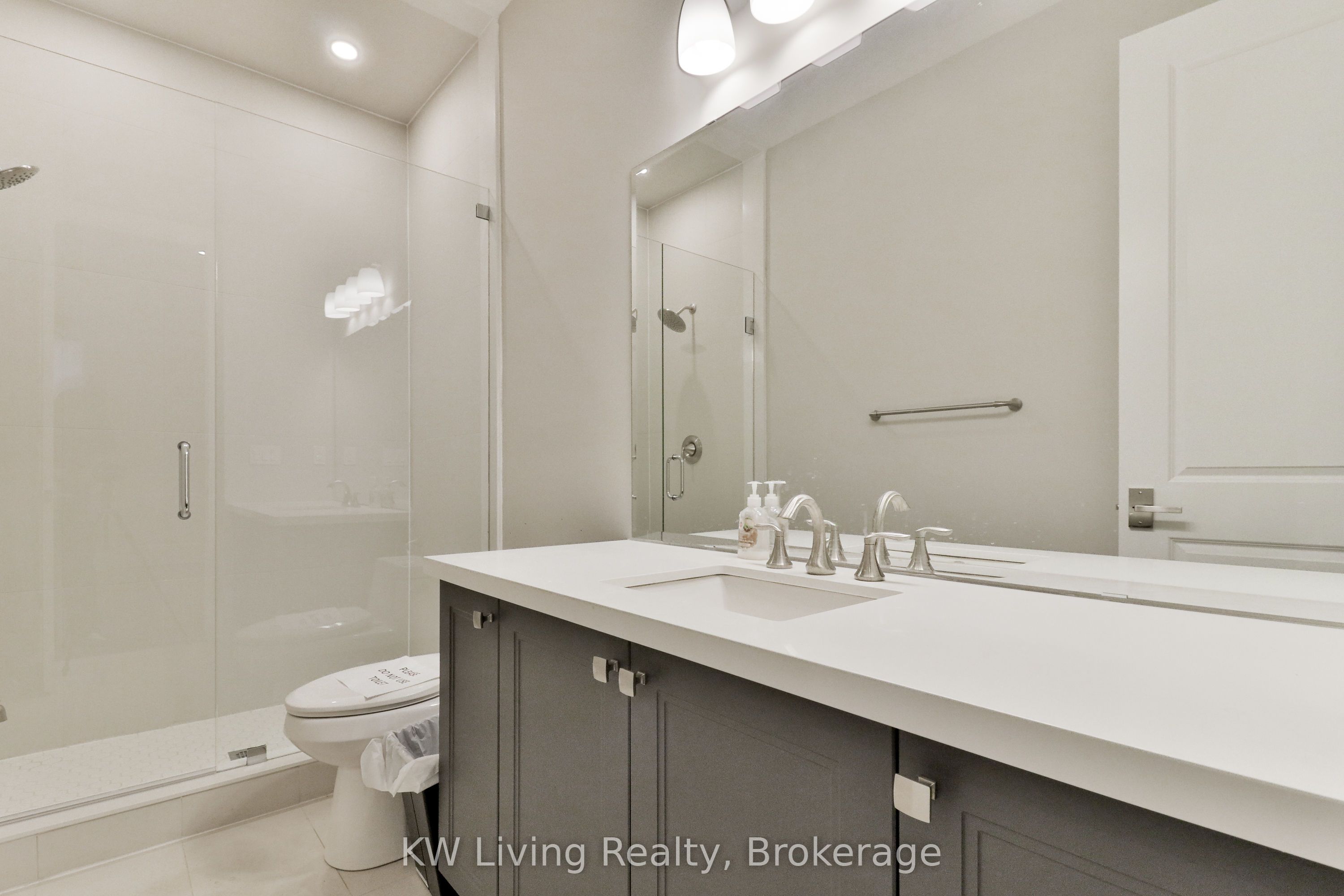 162 Cummer Avenue Property Photo 29