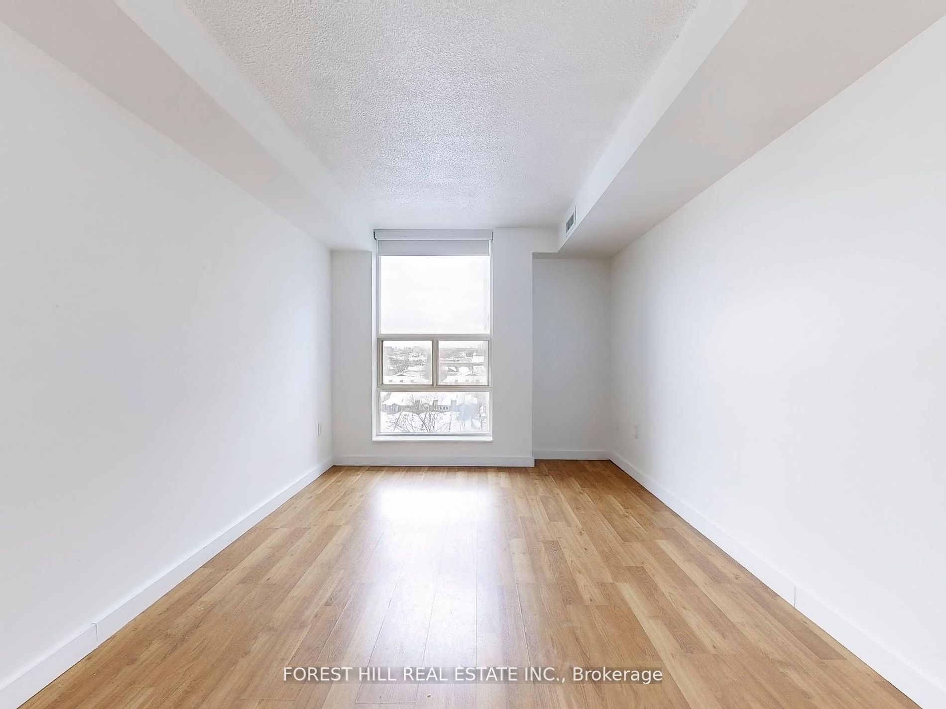 725 King Street 901 Property Photo 23