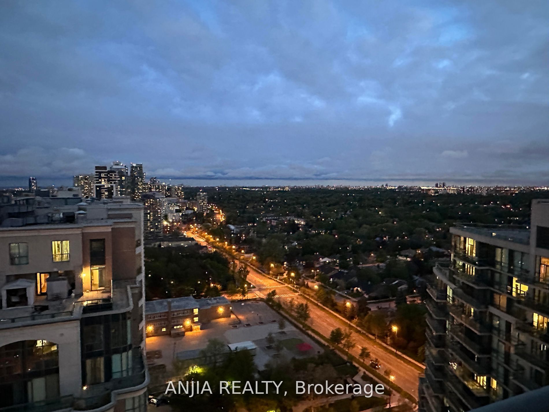 7 Lorraine Drive Uph02 Property Photo 2