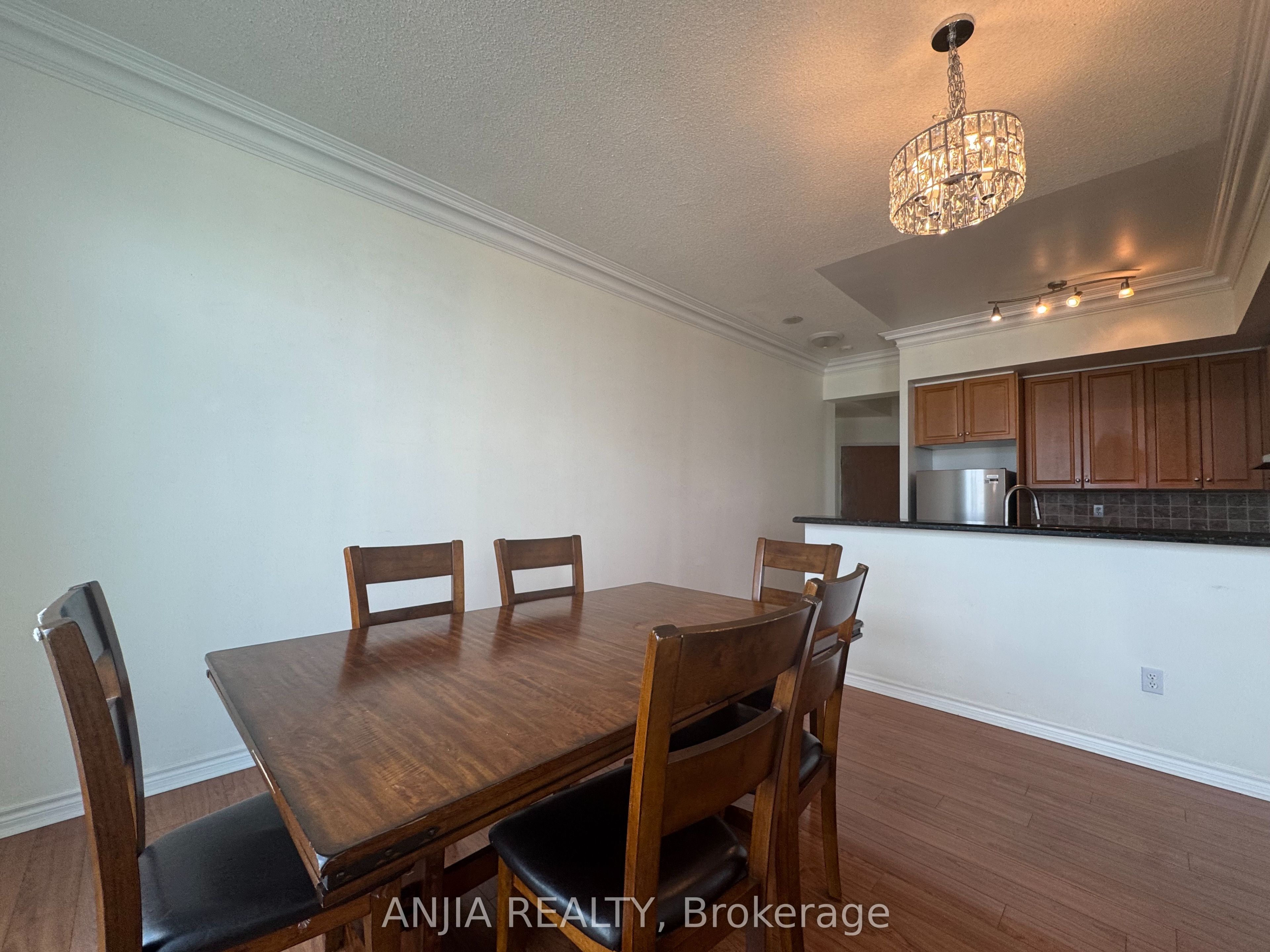 7 Lorraine Drive Uph02 Property Photo 5