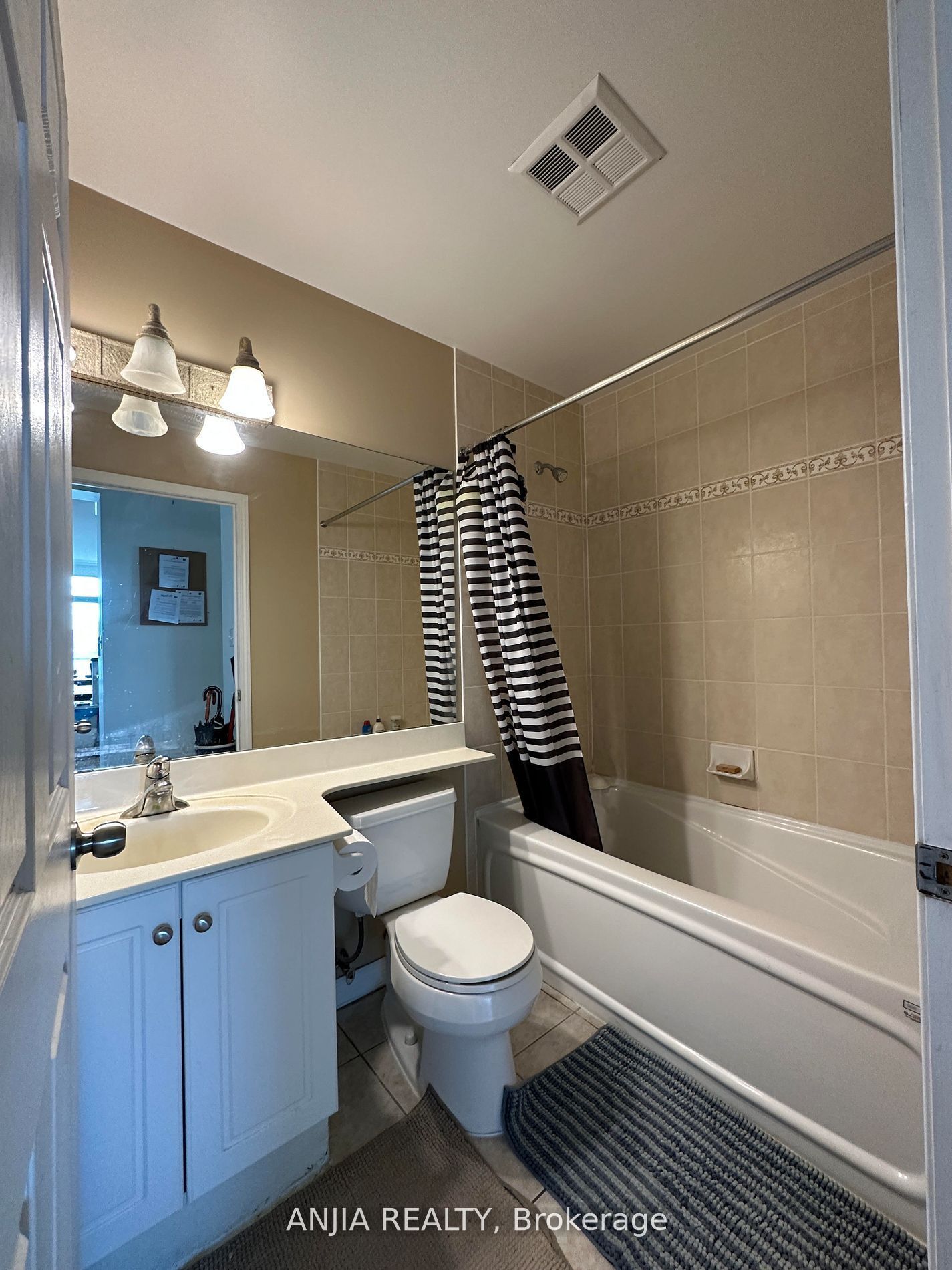 7 Lorraine Drive Uph02 Property Photo 12