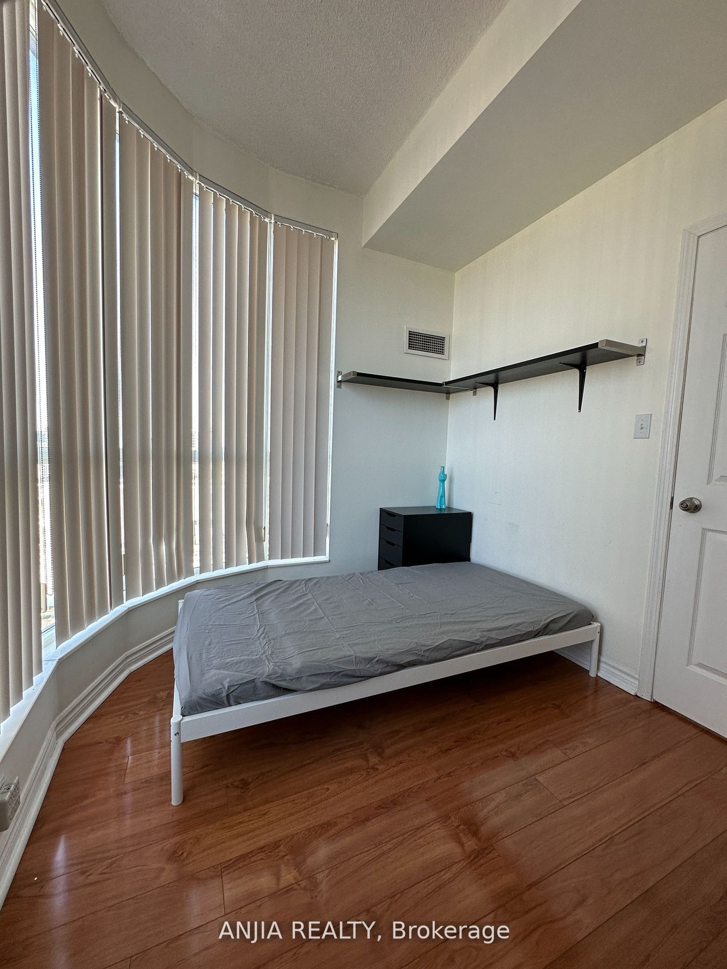 7 Lorraine Drive Uph02 Property Photo 15