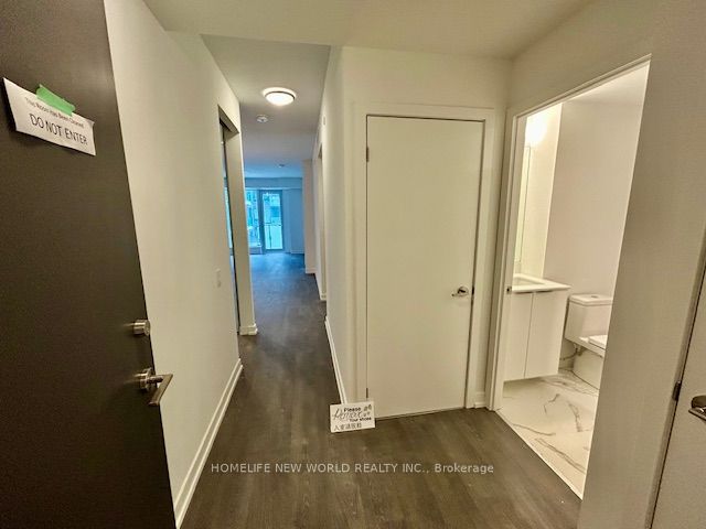 #n427 - 7 Golden Lion Heights Property Photo 3