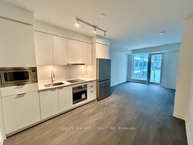 #n427 - 7 Golden Lion Heights Property Photo 4