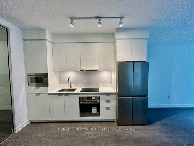 #n427 - 7 Golden Lion Heights Property Photo 5