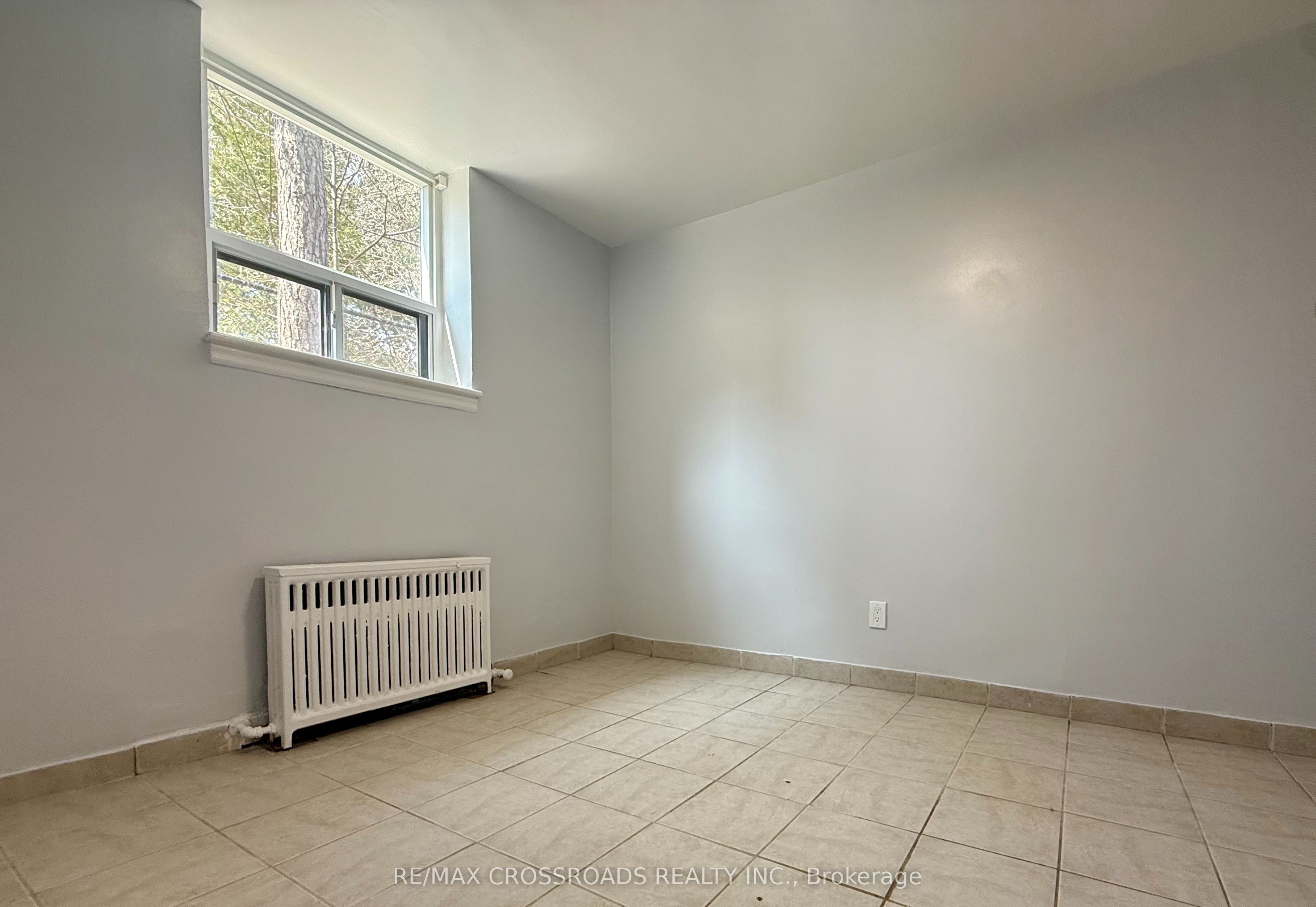 2770 Yonge Street B4 Property Photo 7