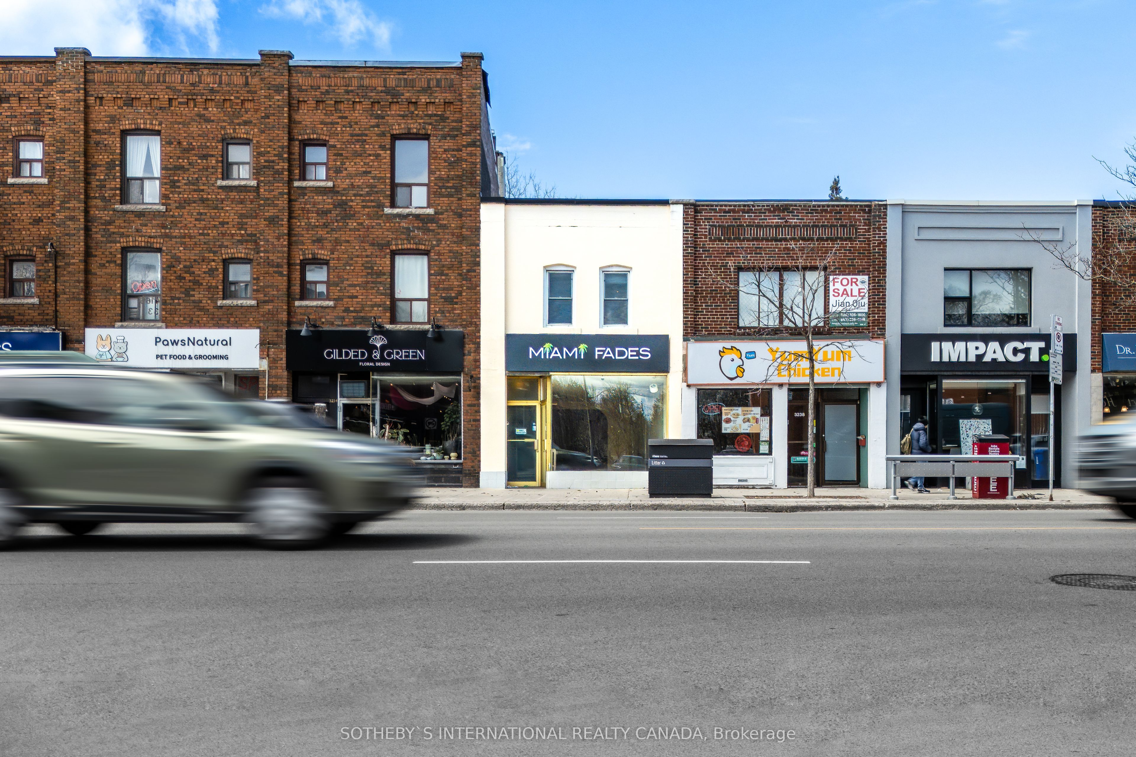 3236 Yonge Street Property Photo 1