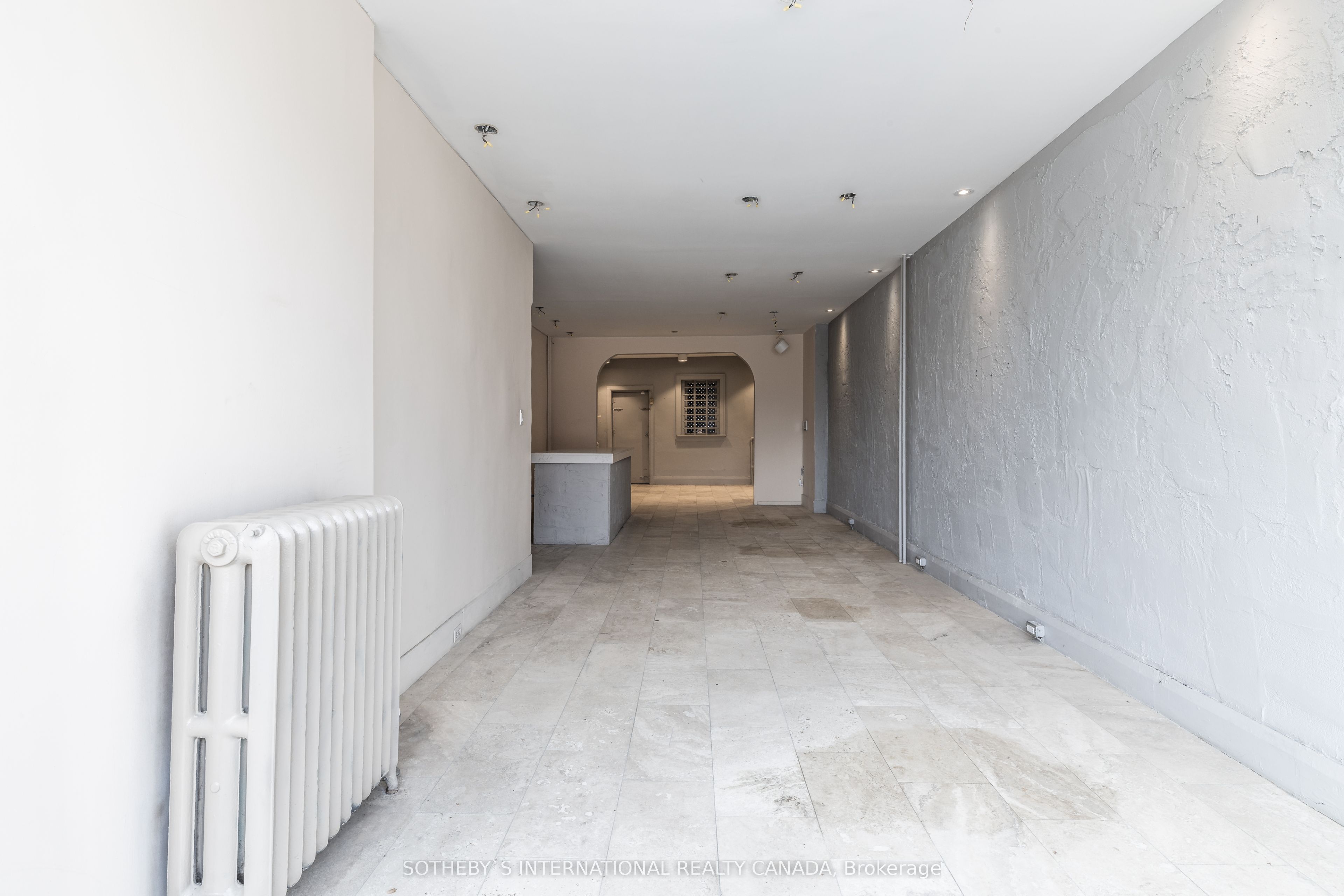 3236 Yonge Street Property Photo 4