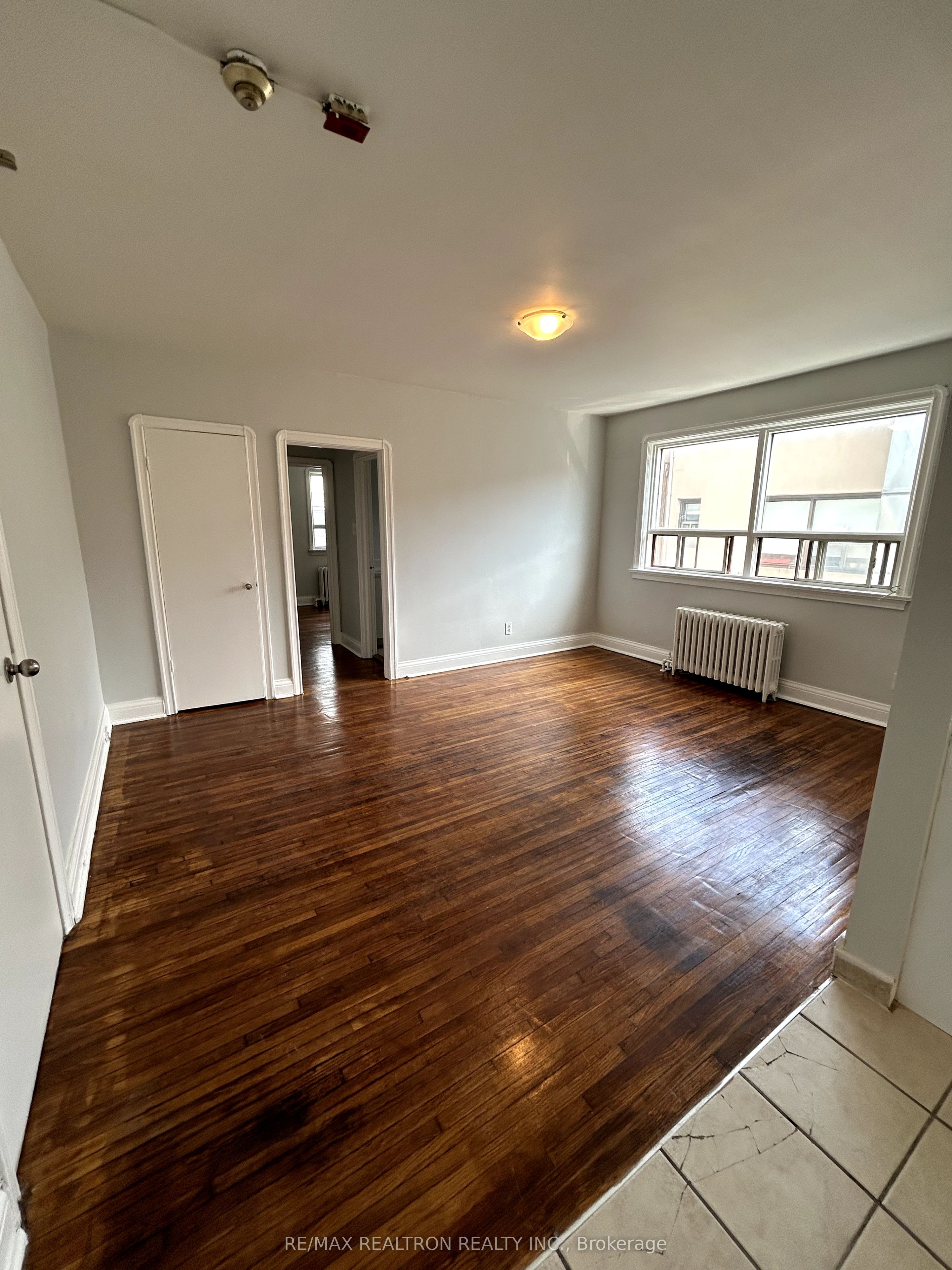 312 Douglas Avenue 302 Property Photo 1