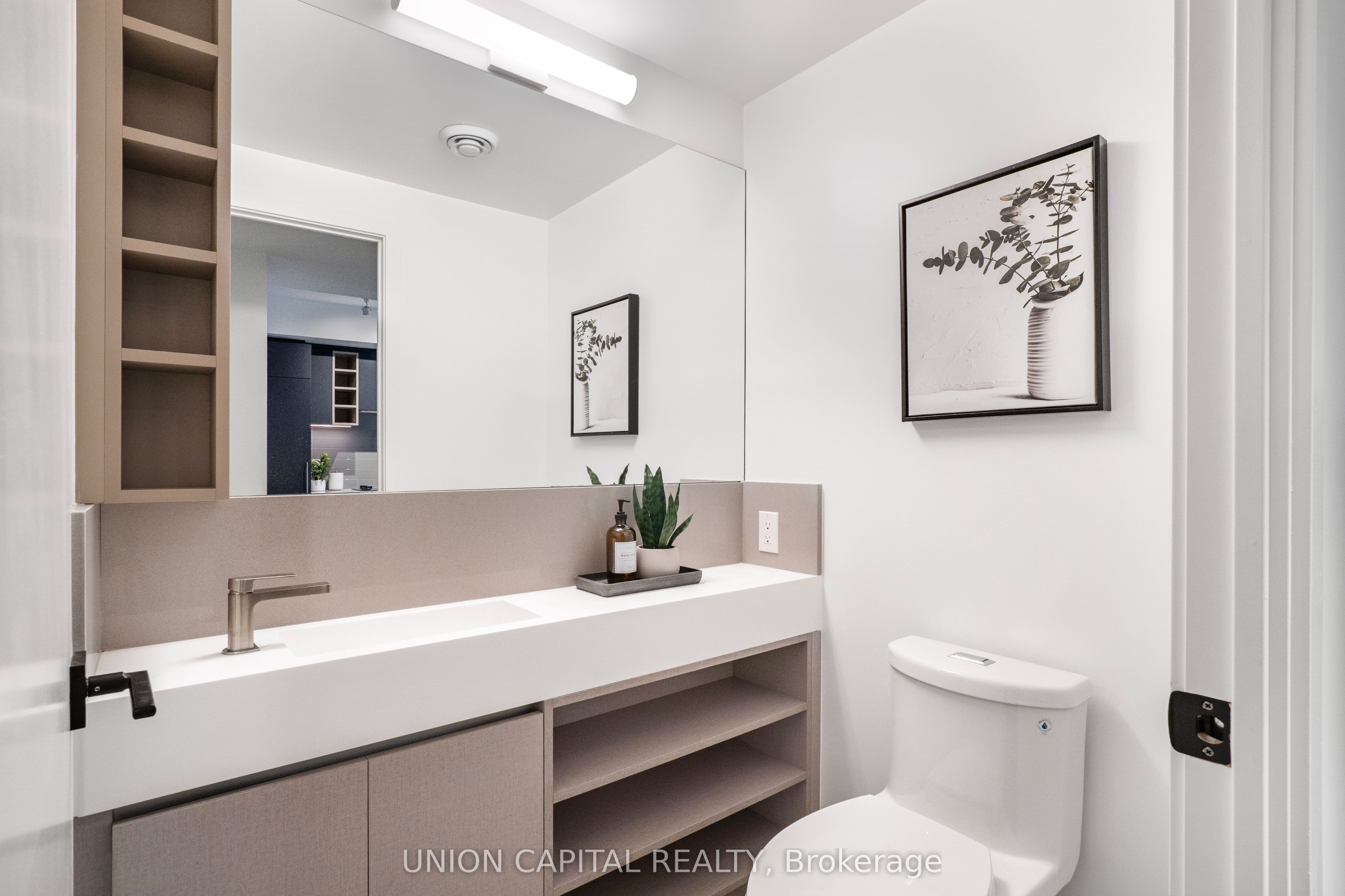 319 Jarvis Street 4908 Property Photo 7
