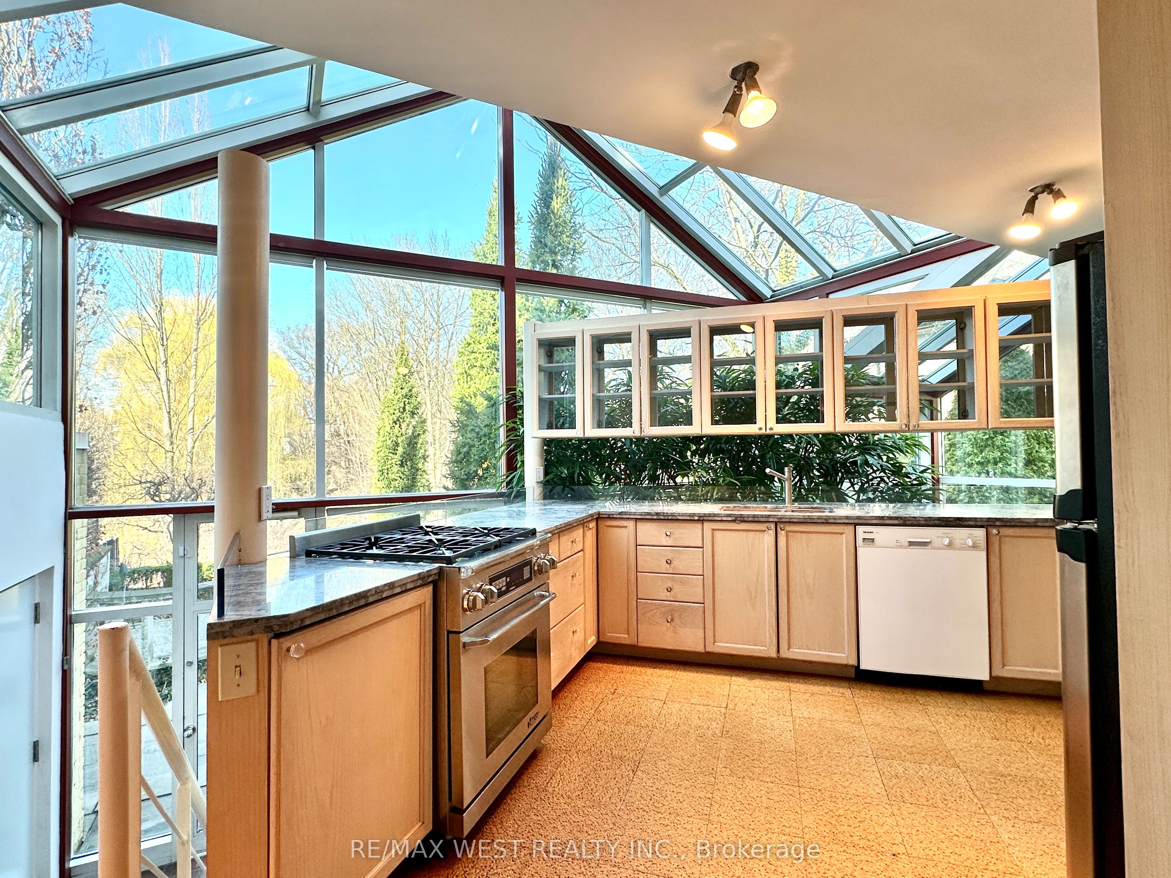 23 South Drive Property Photo 11