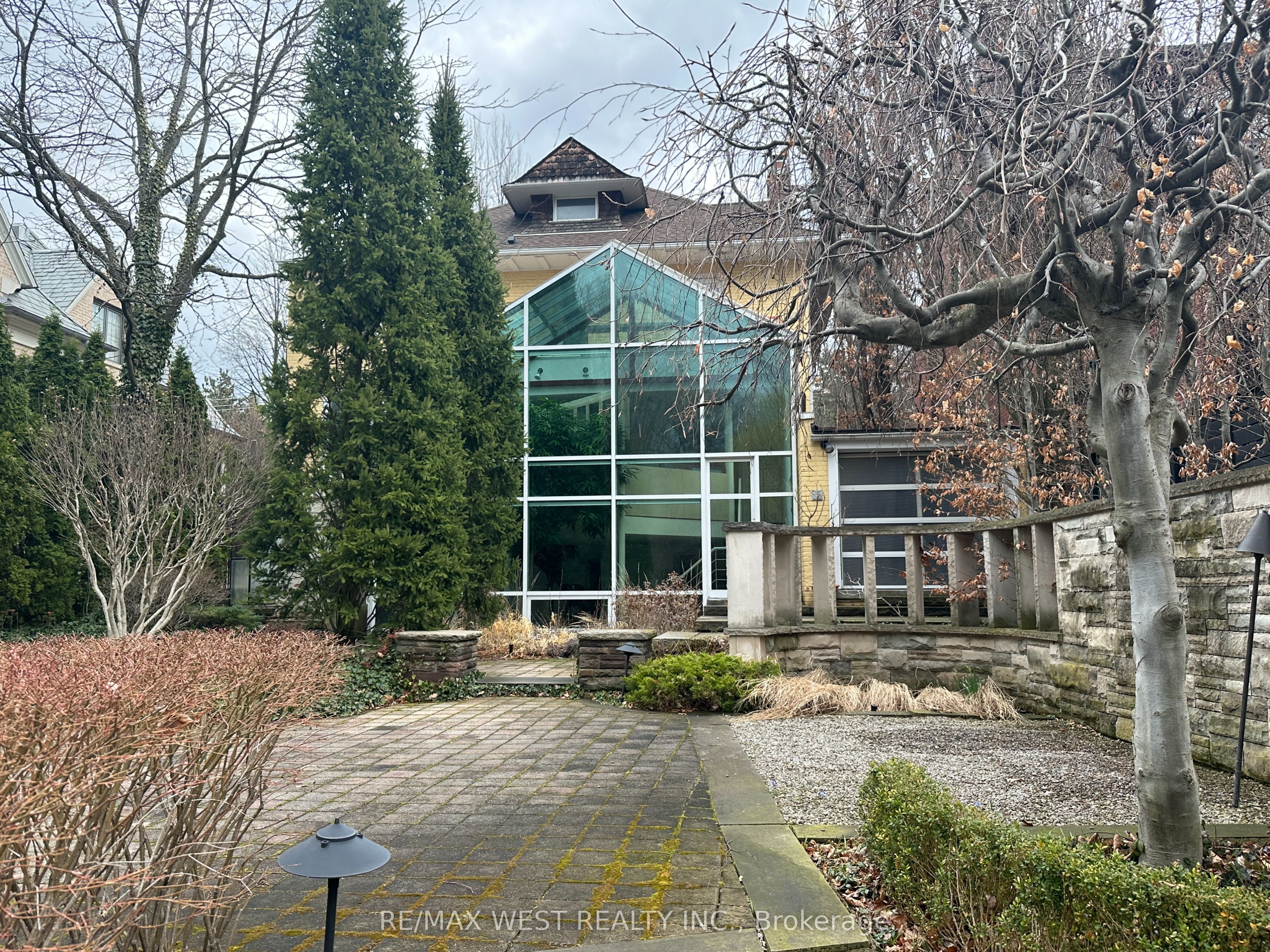23 South Drive Property Photo 18
