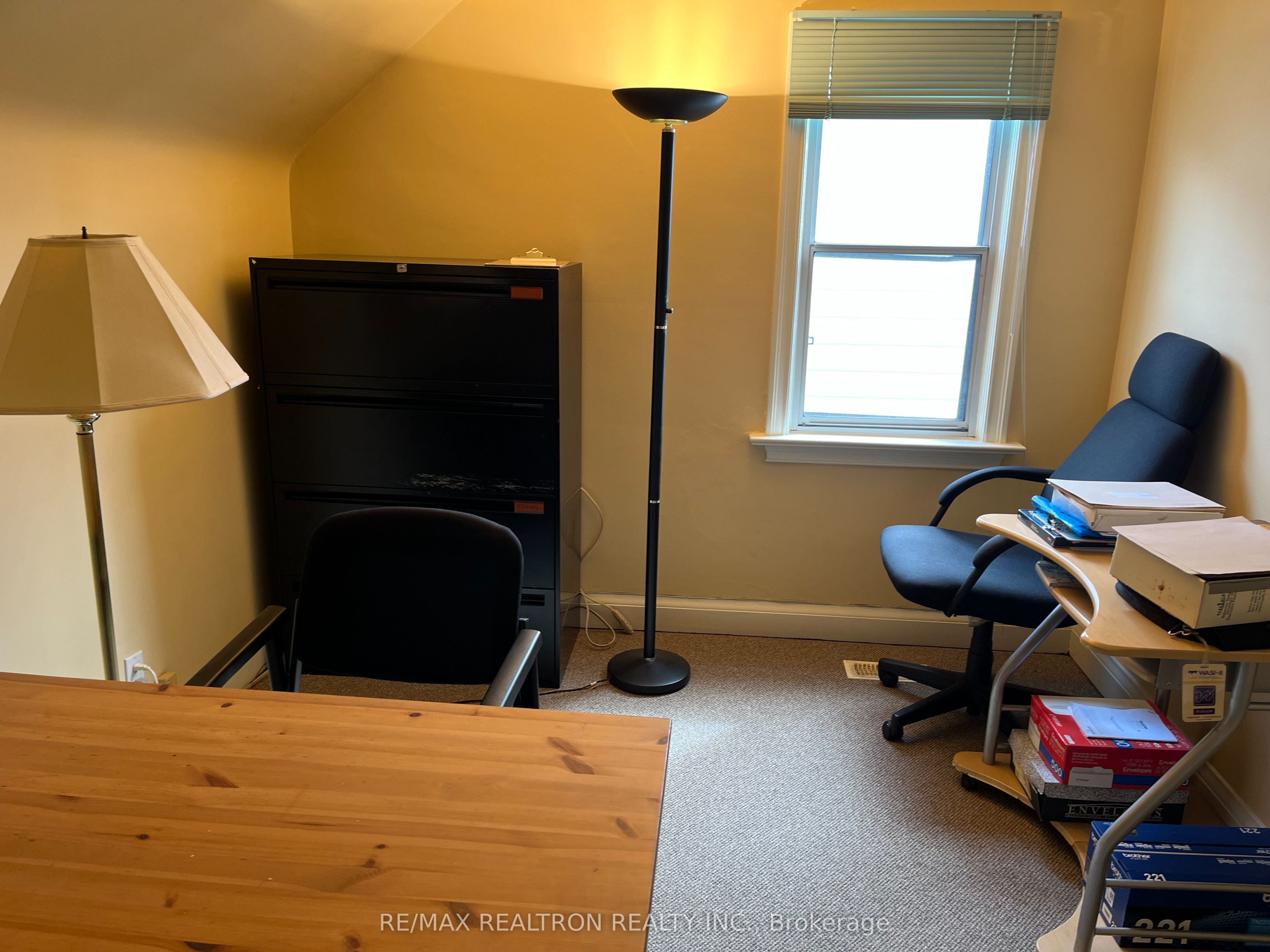 156 Sheppard Avenue Property Photo 4