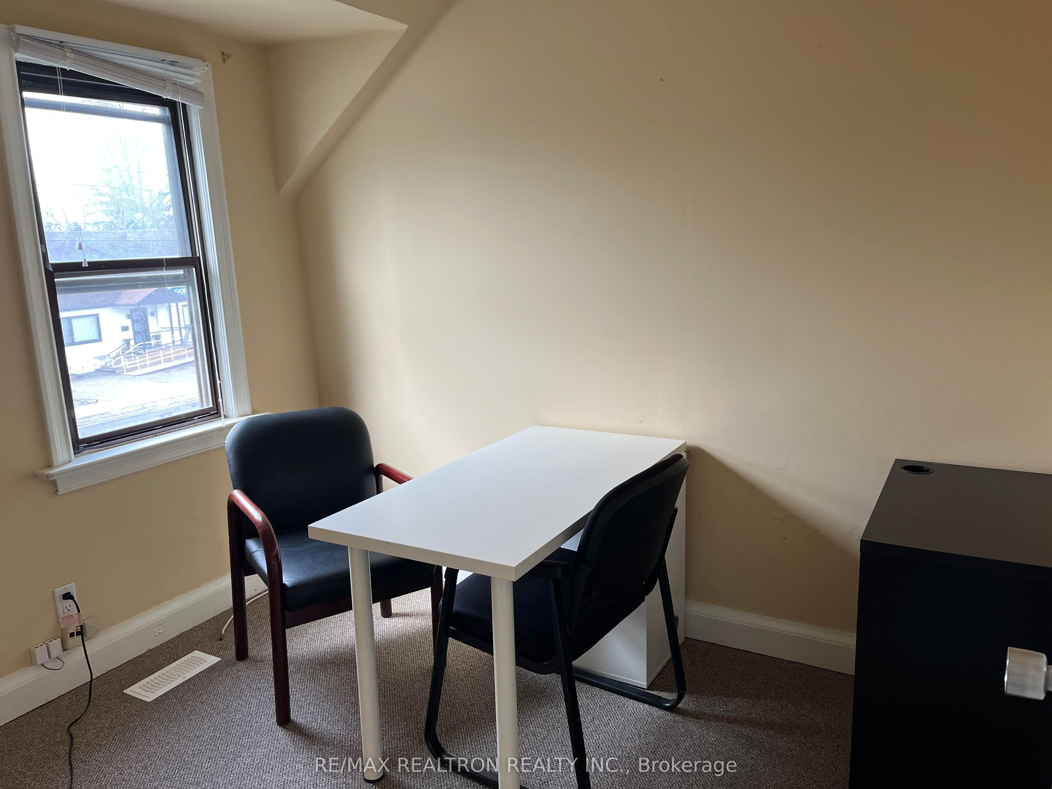 156 Sheppard Avenue Property Photo 6