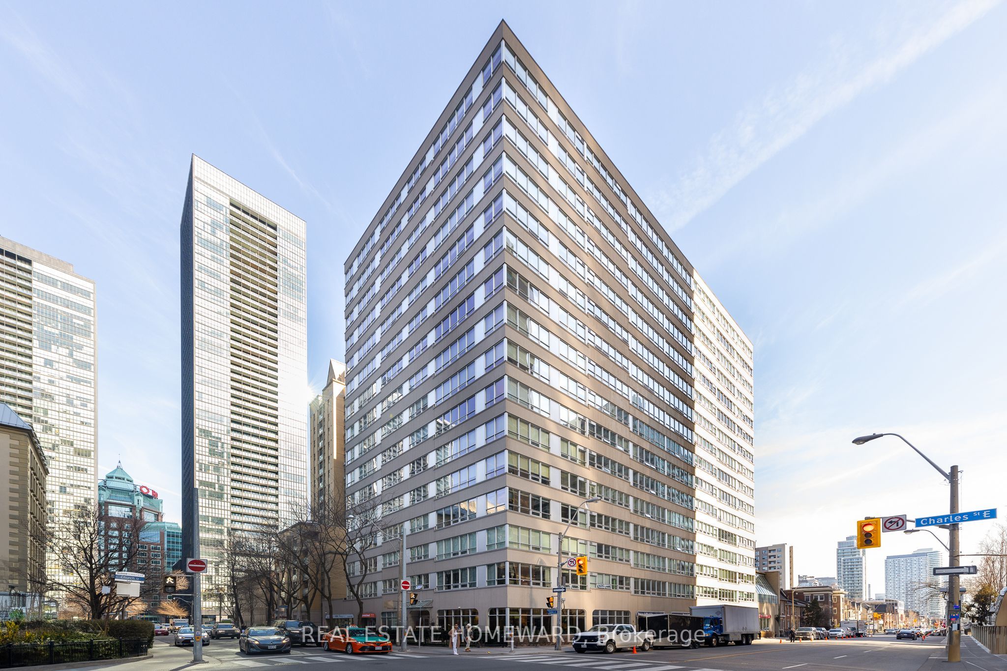 #1405 - 71 Charles Street Property Photo 1