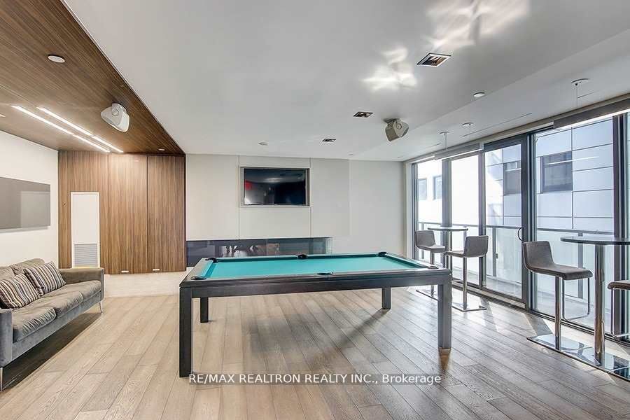 101 Peter Street 603 Property Photo 13
