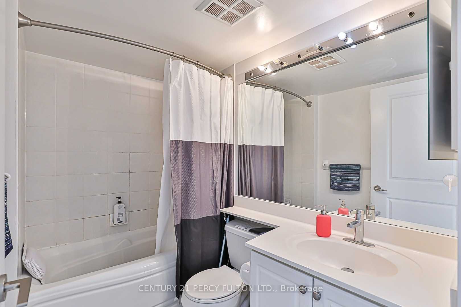 4978 Yonge Street 2115 Property Photo 15