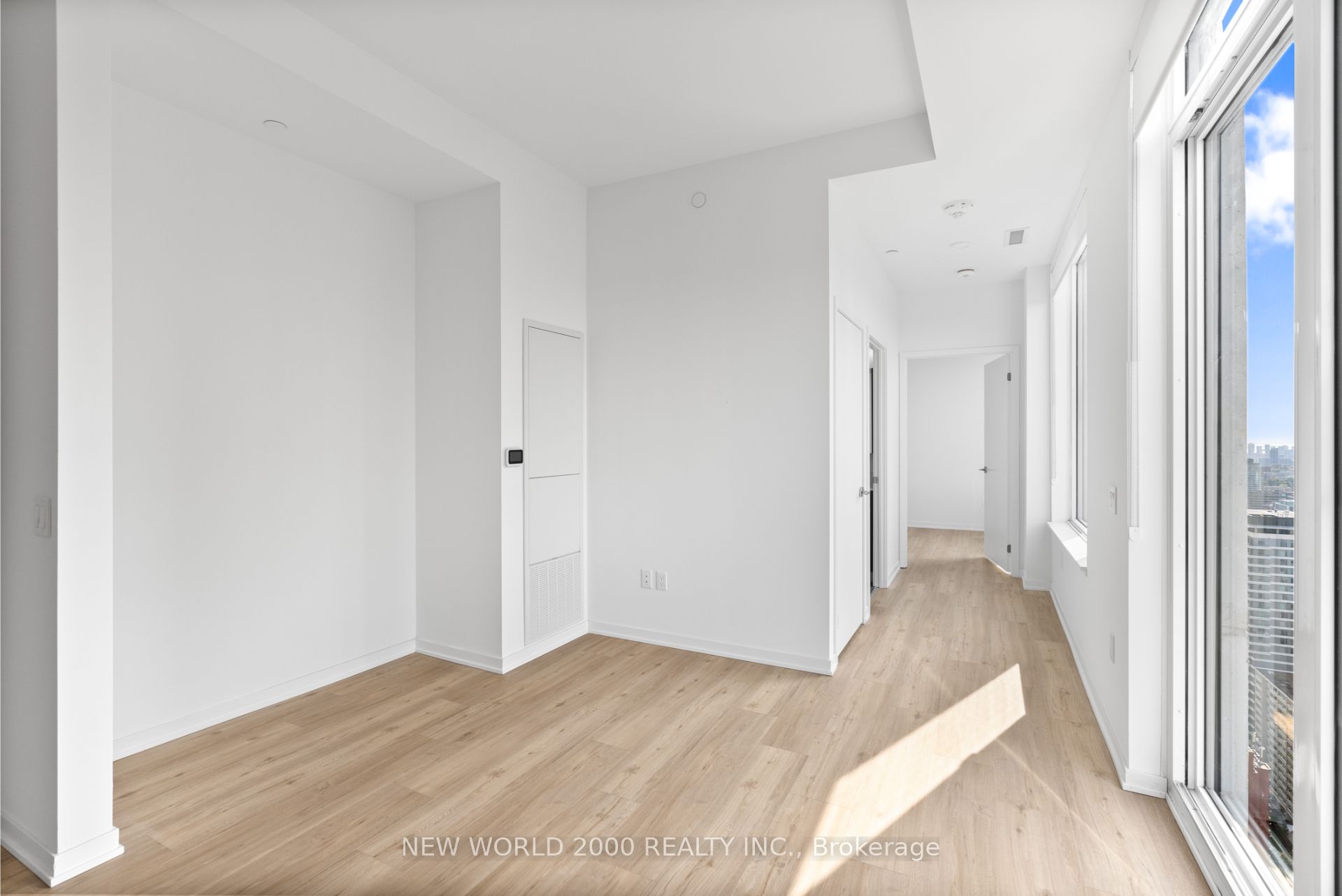 101 Roehampton Avenue 3610 Property Photo 12