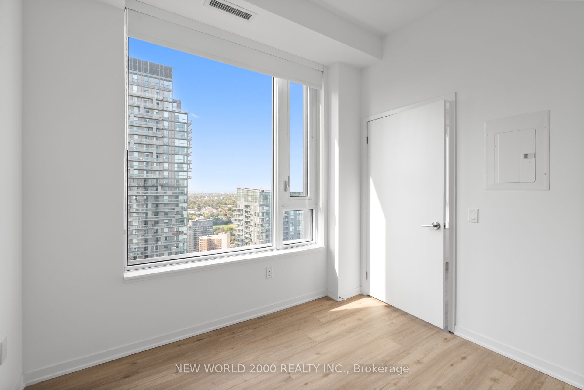 101 Roehampton Avenue 3610 Property Photo 17