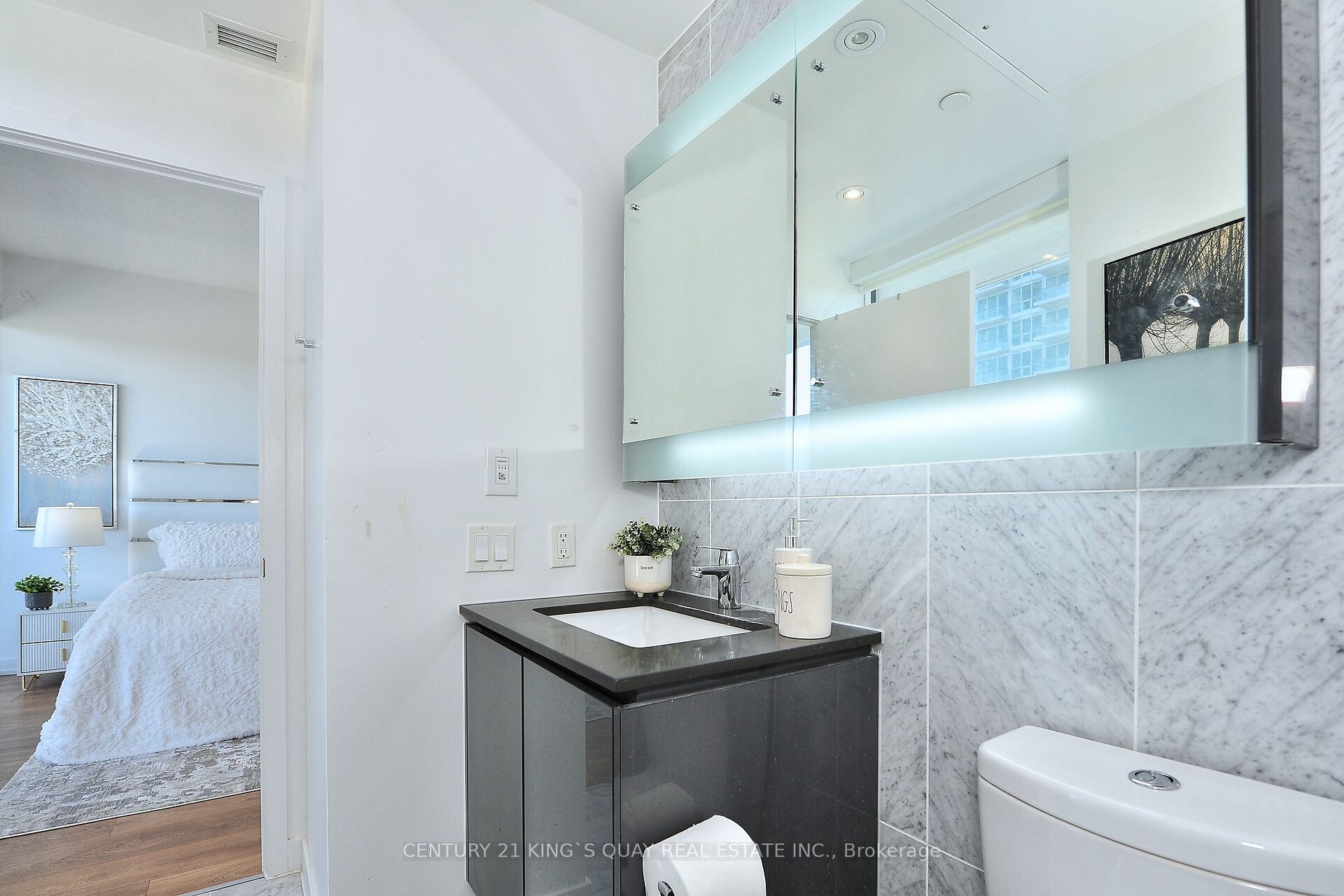 115 Mcmahon Drive 811 Property Photo 19
