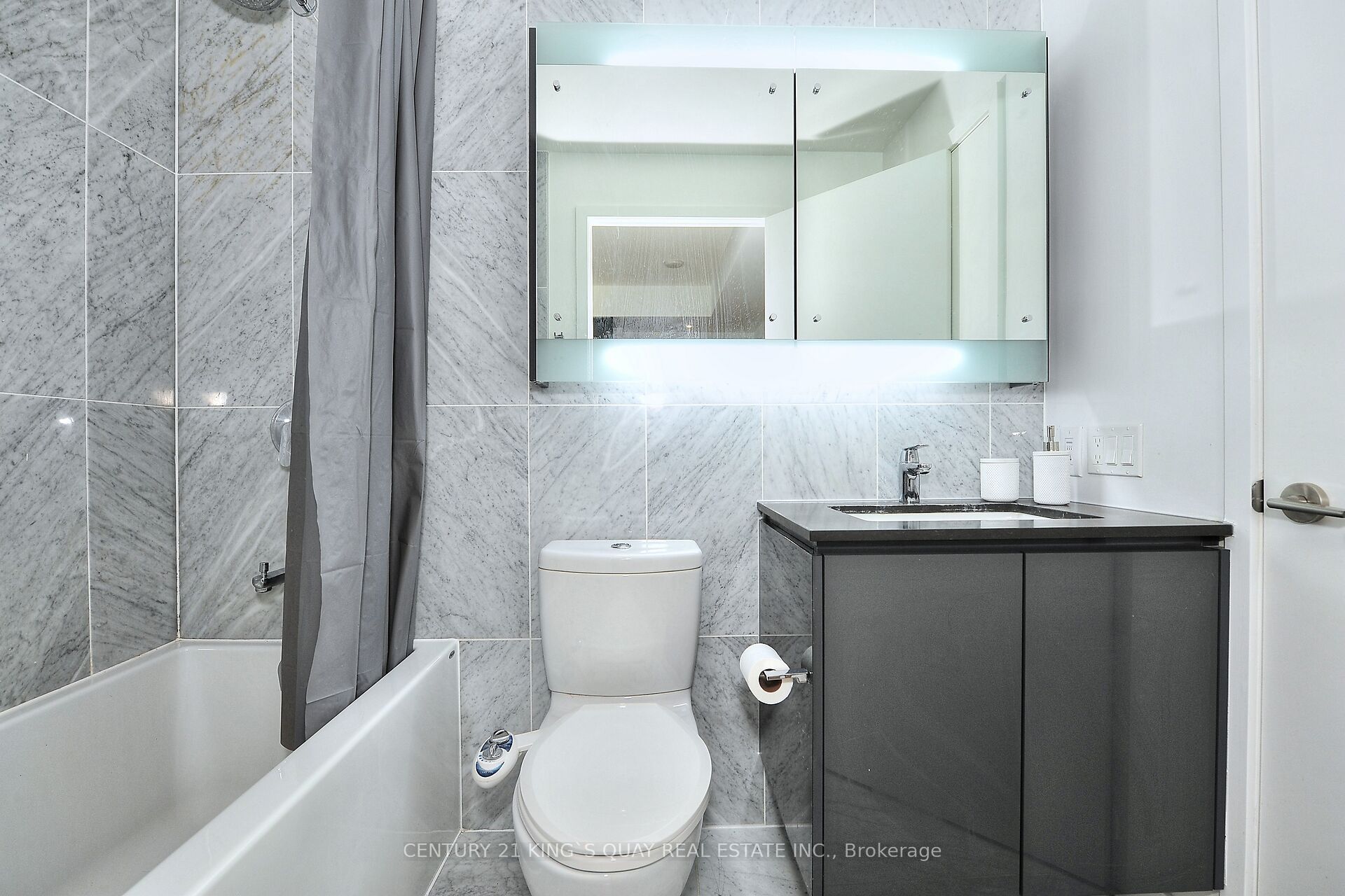 115 Mcmahon Drive 811 Property Photo 26