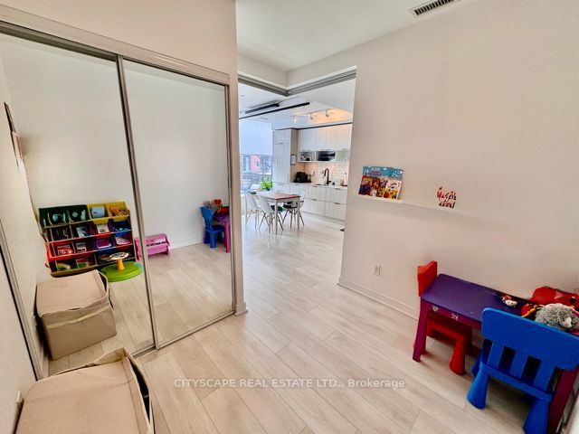 180 Mill Street S122 Property Photo 10