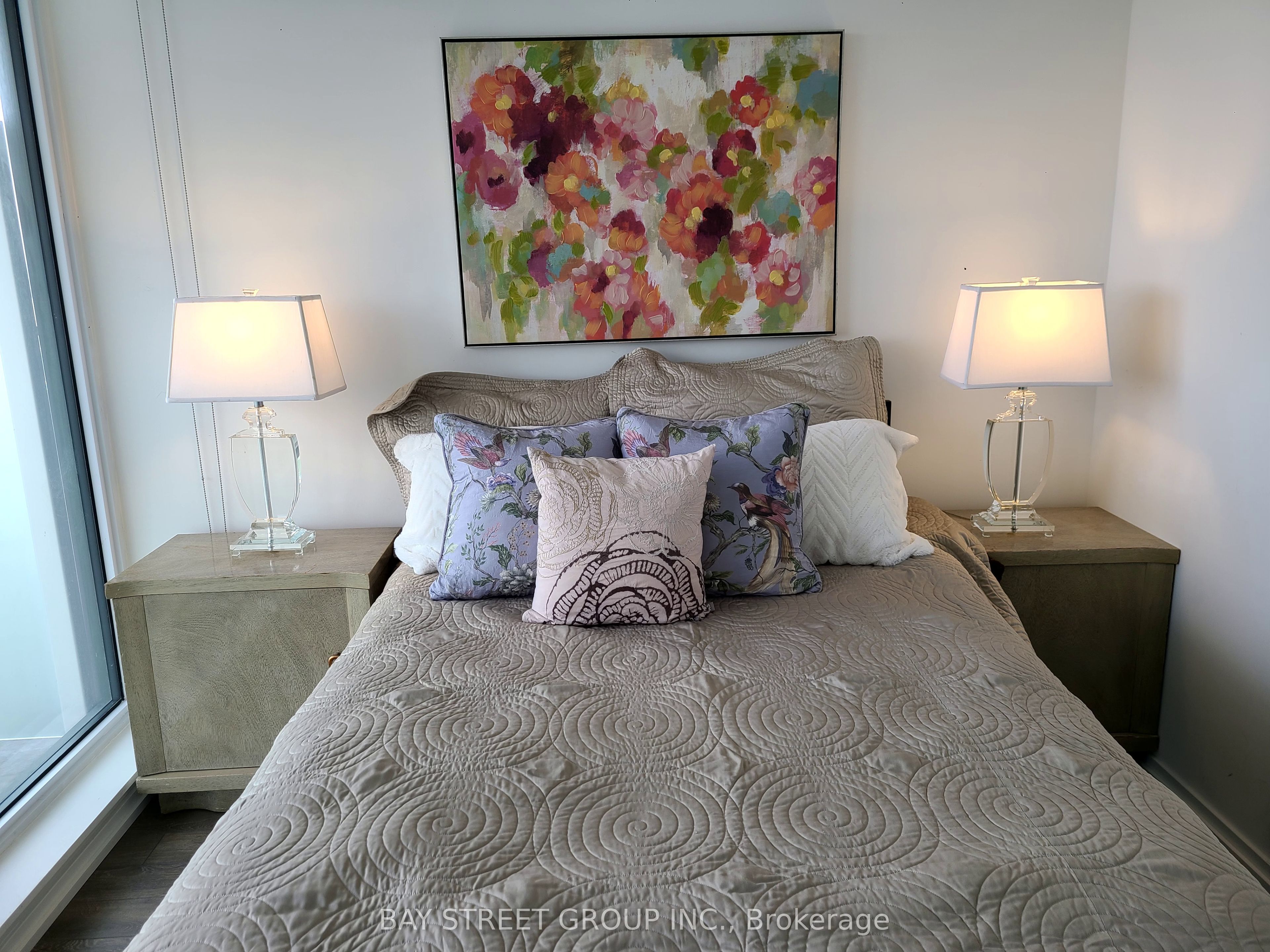 197 Yonge Street 5709 Property Photo 7