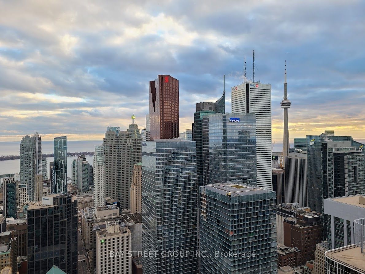 197 Yonge Street 5709 Property Photo 9