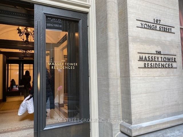 197 Yonge Street 5709 Property Photo 16