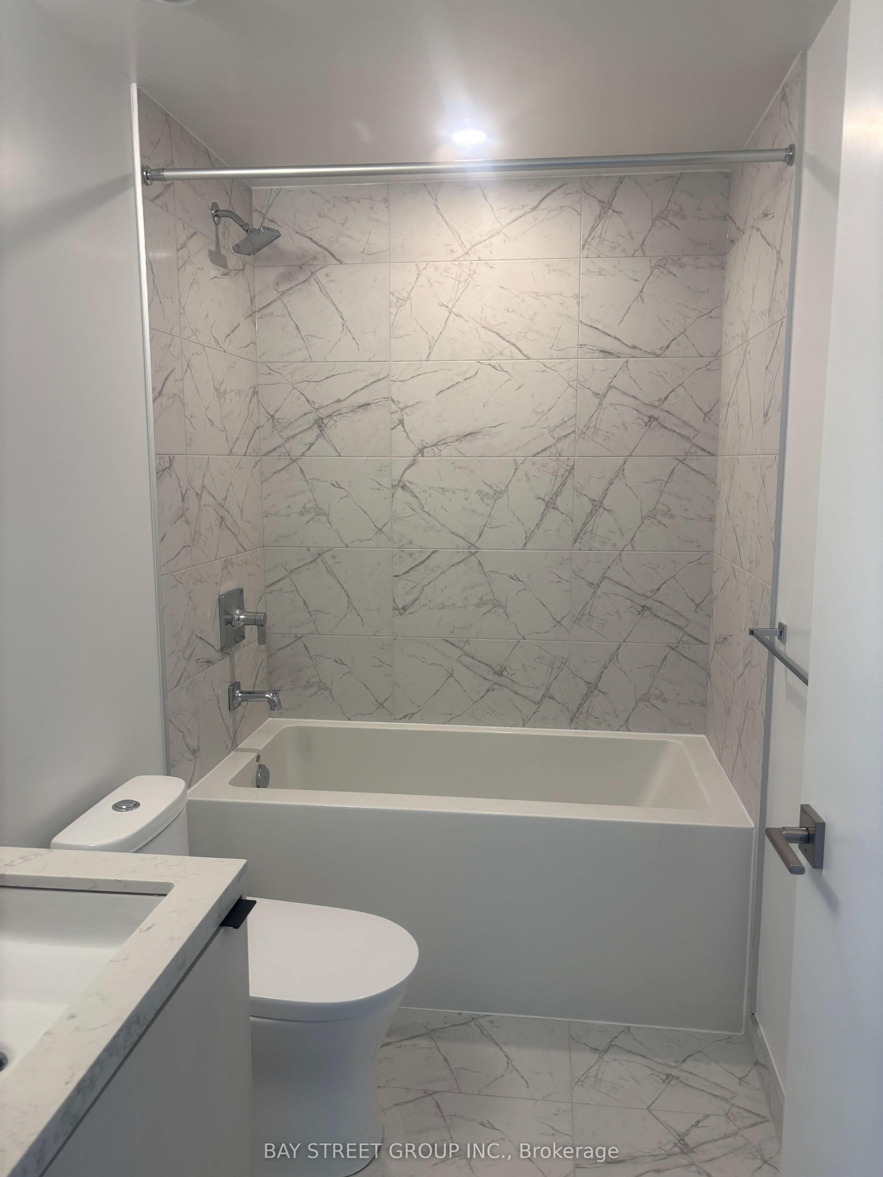 #1007 - 252 Church Street Property Photo 12