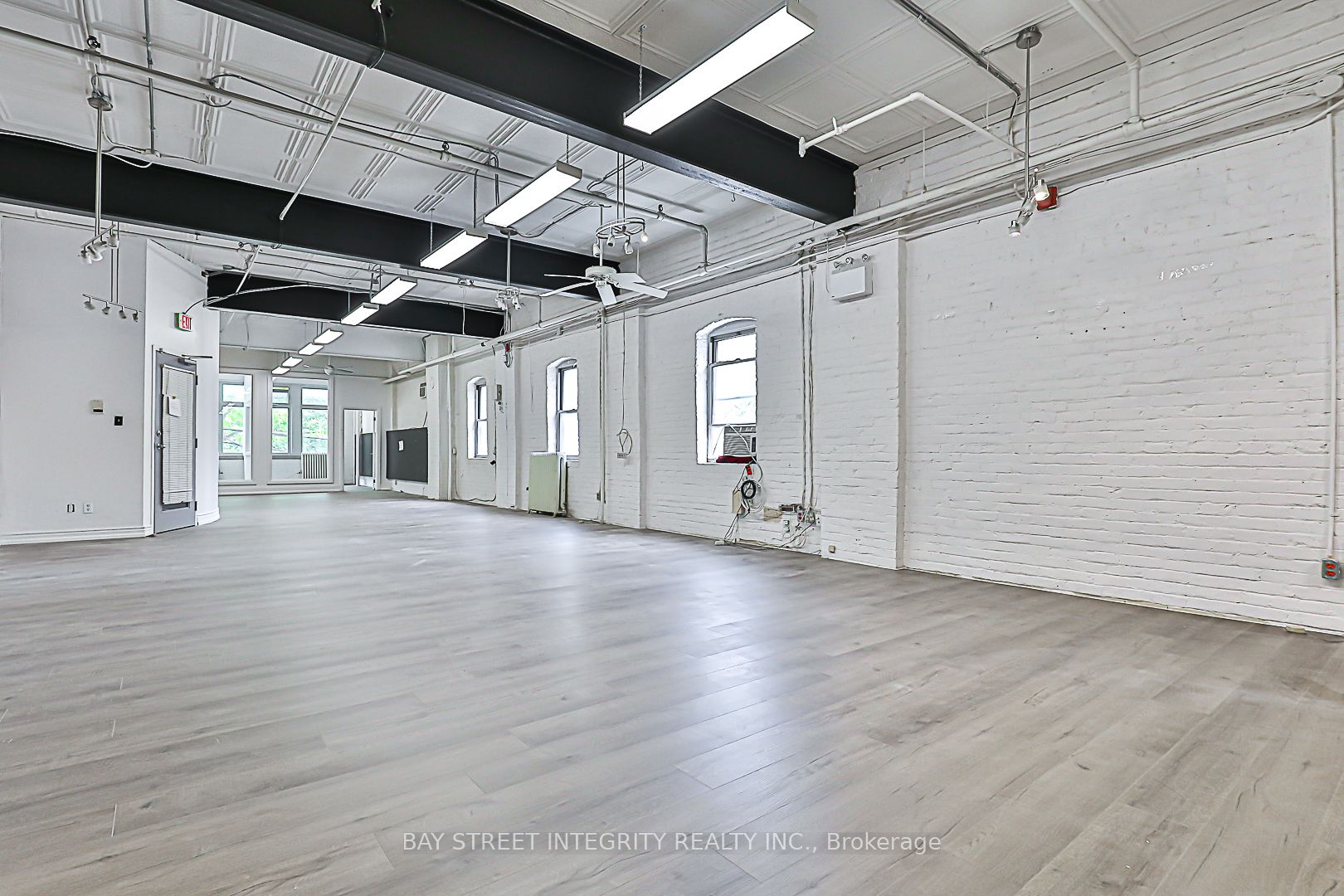#2nd Flr - 51 Bulwer Street Property Photo 9