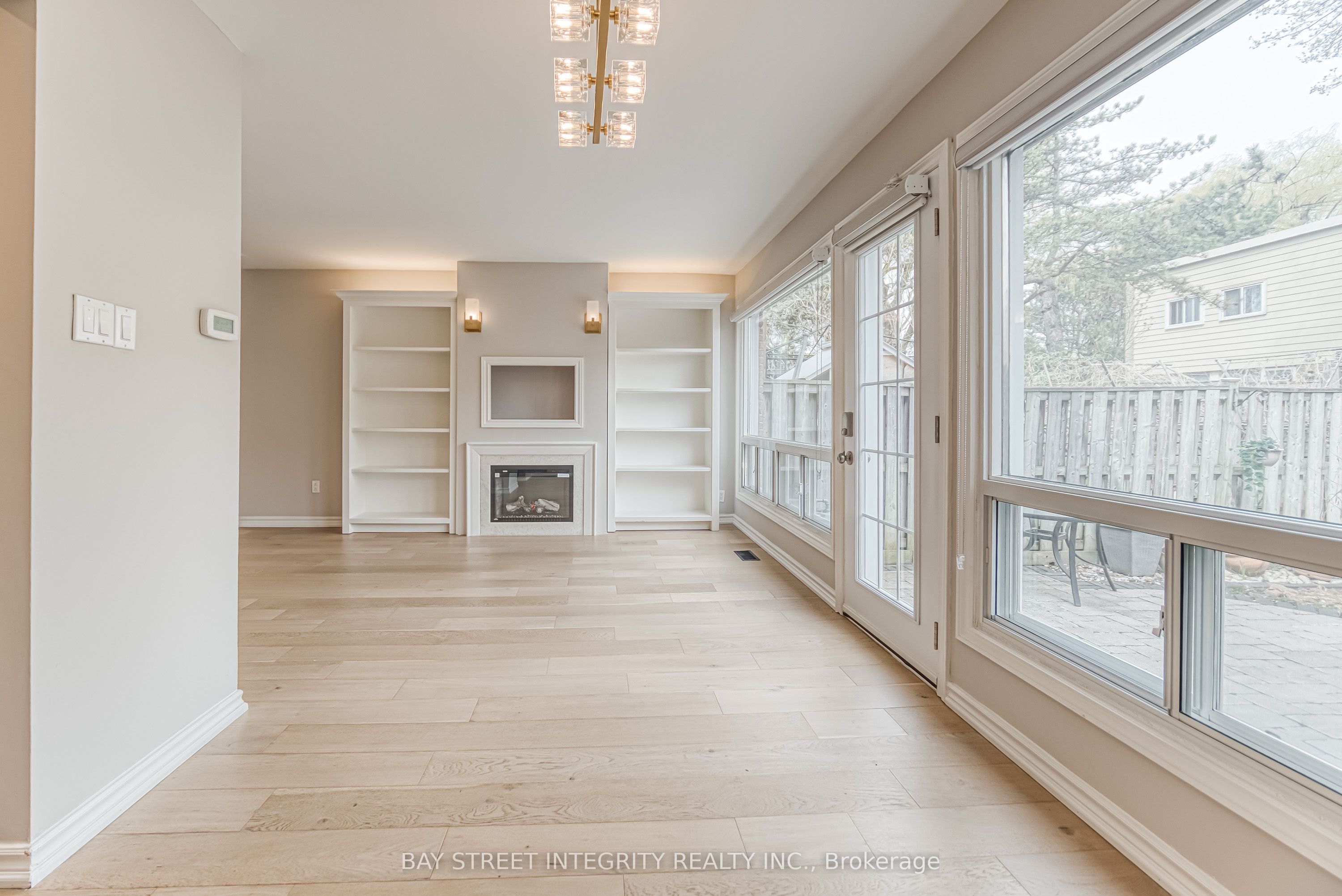64 Elsa Vineway Drive Property Photo 12