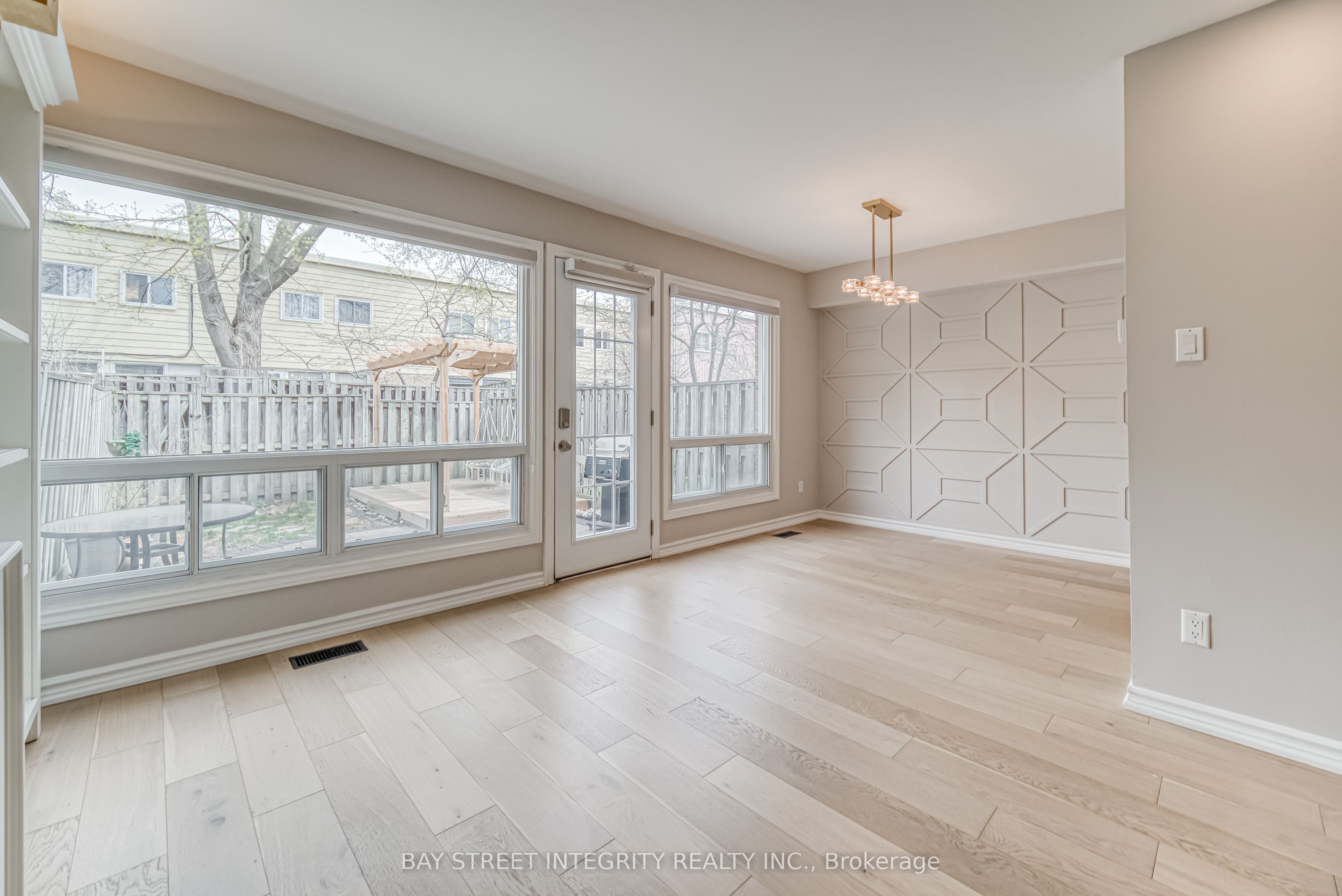 64 Elsa Vineway Drive Property Photo 18