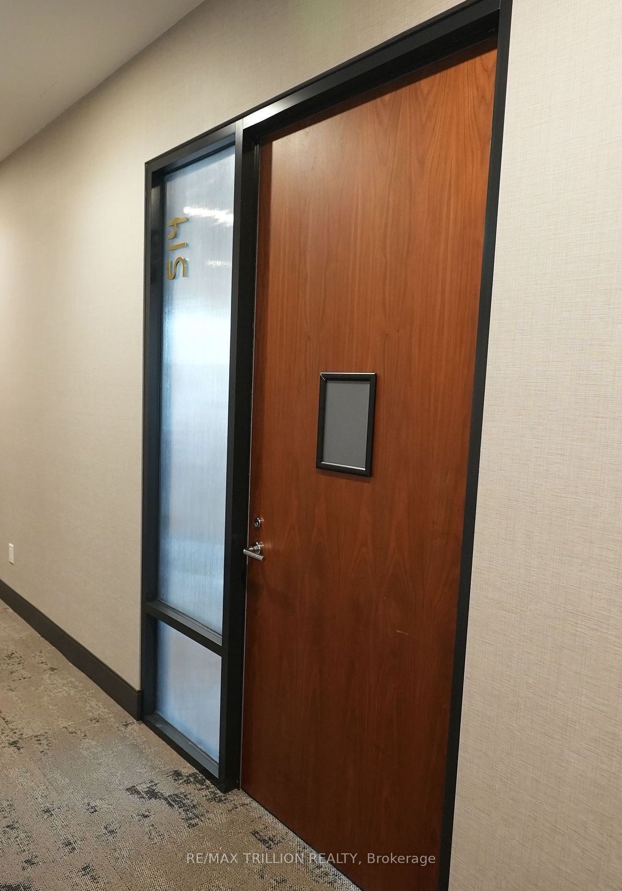 #514 - 130 Queens Quay Property Photo 4