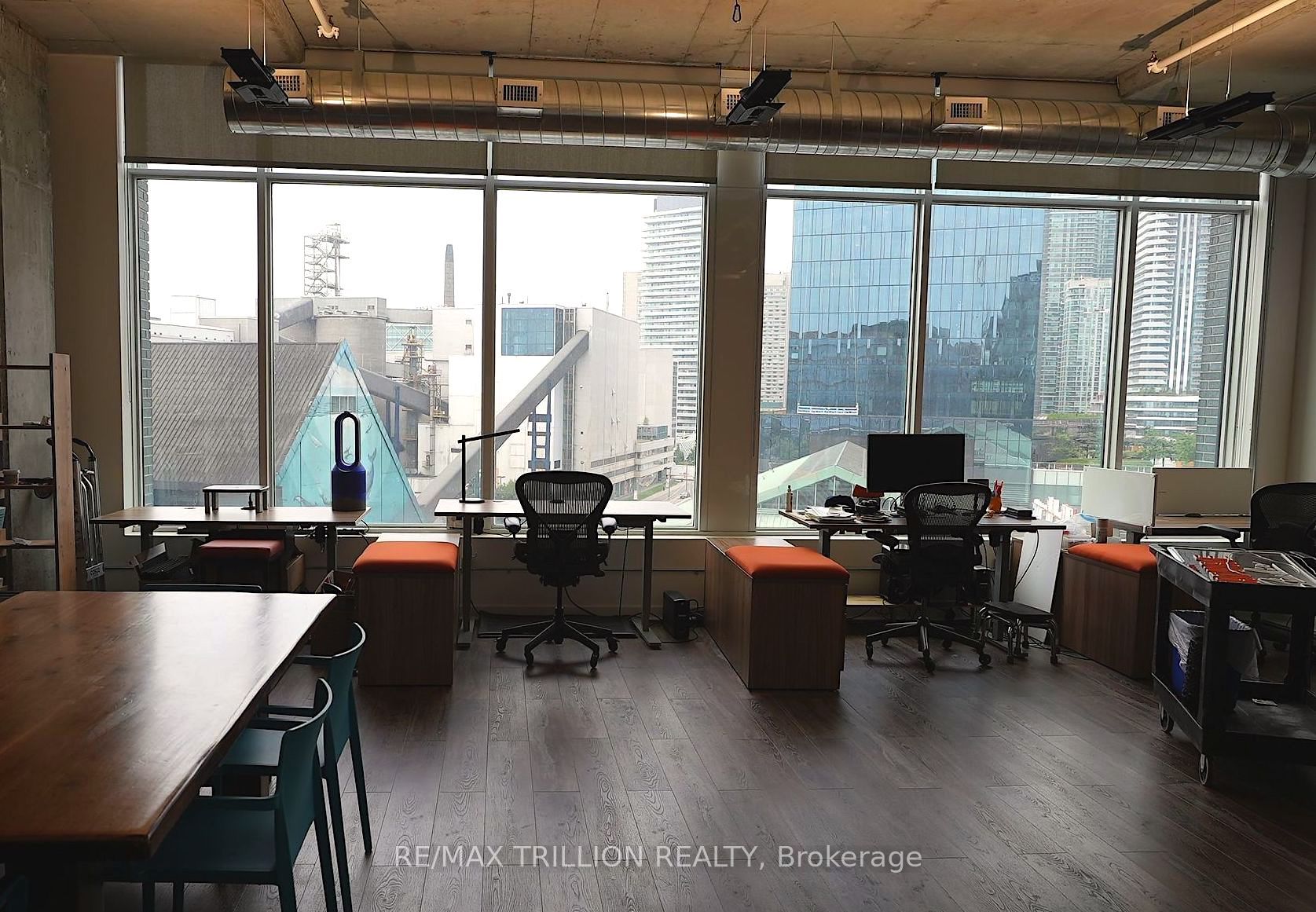 #514 - 130 Queens Quay Property Photo 6