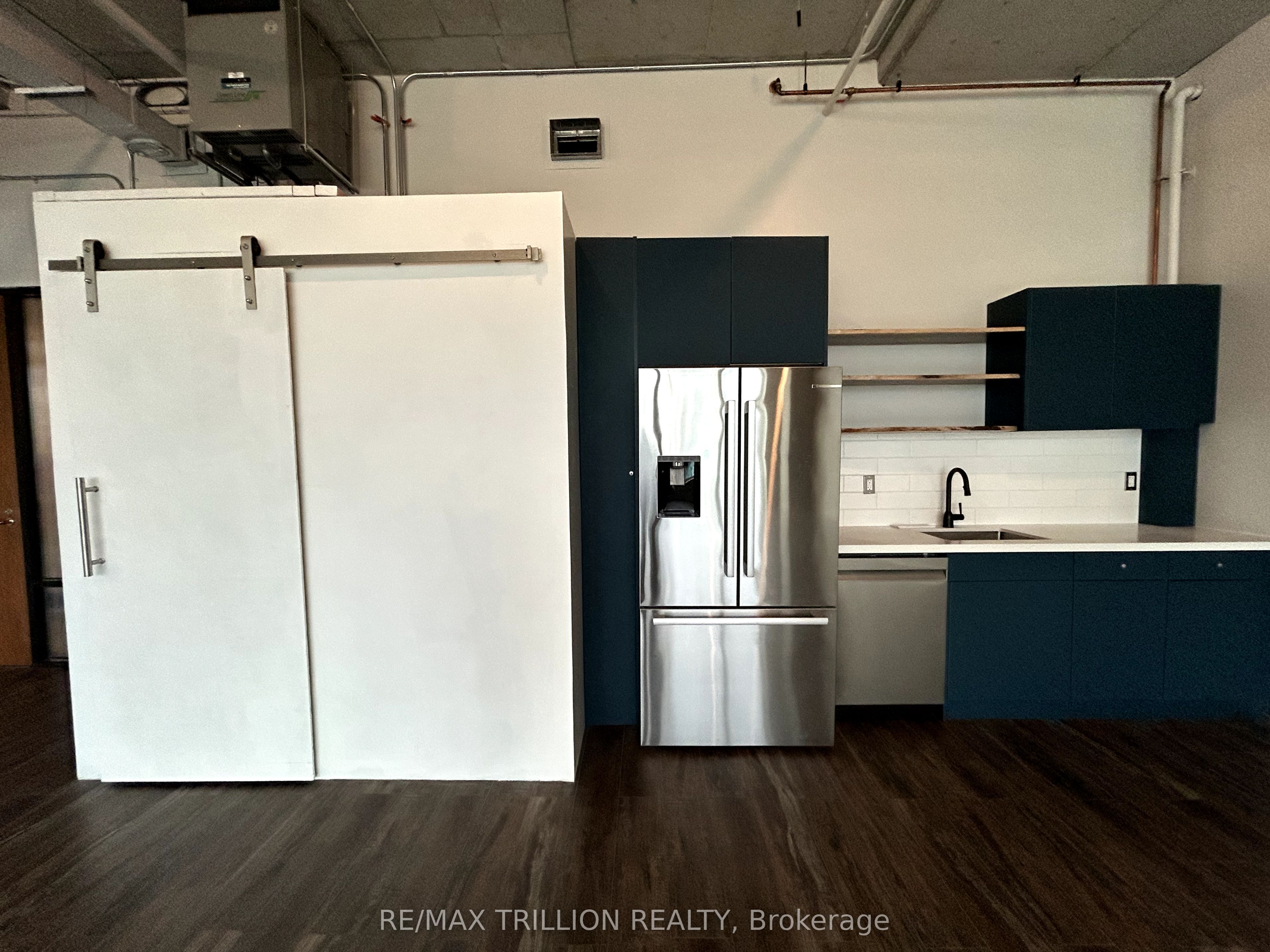 #514 - 130 Queens Quay Property Photo 15